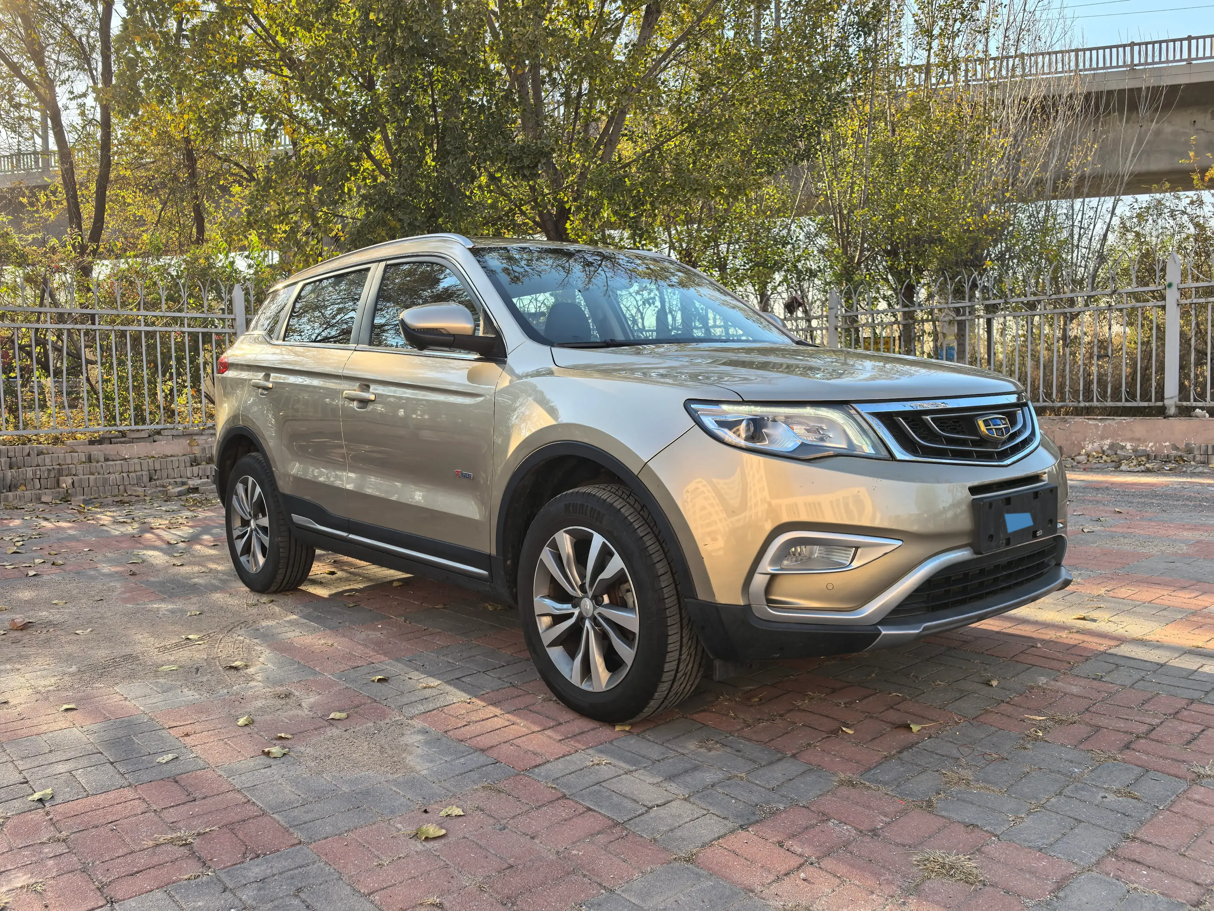 2016 GEELY AZKARRA thumbnail 3