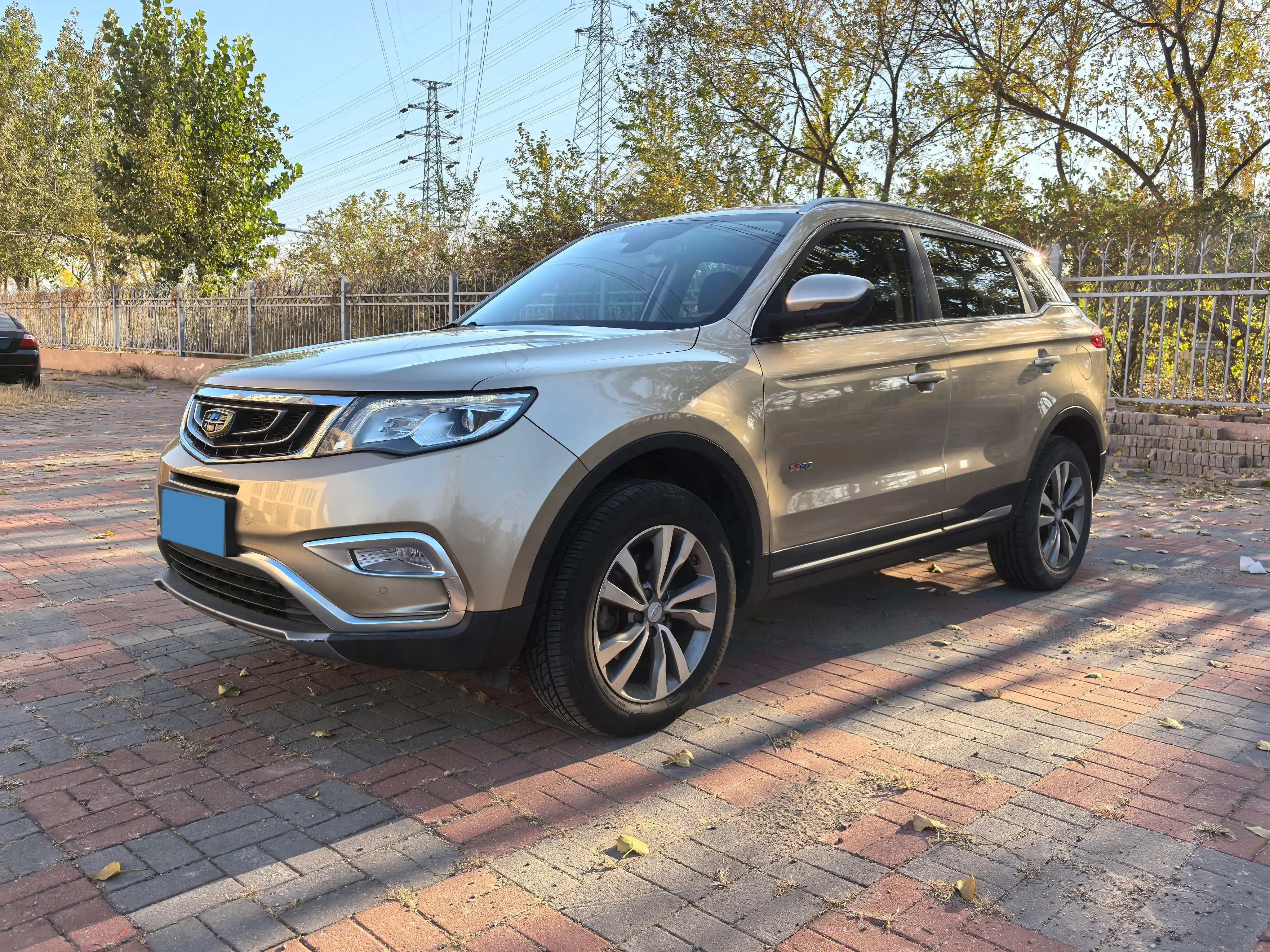 2016 GEELY AZKARRA view 1