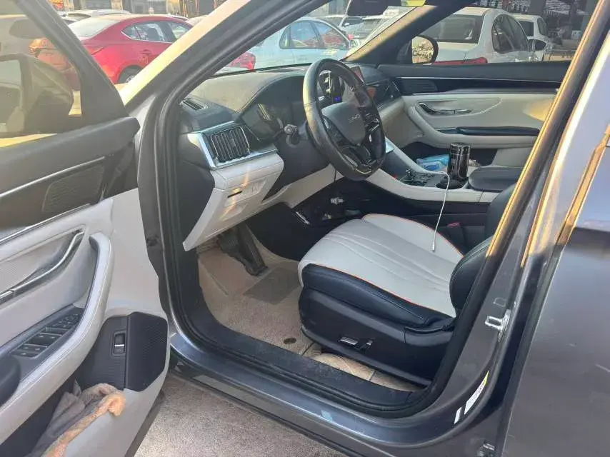 2024 BYD SONG thumbnail 3