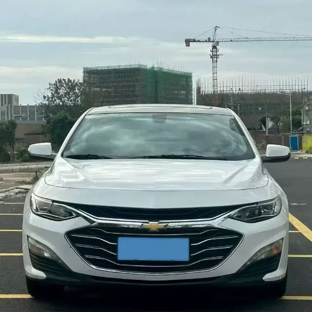 2019 CHEVROLET MALIBU thumbnail 3
