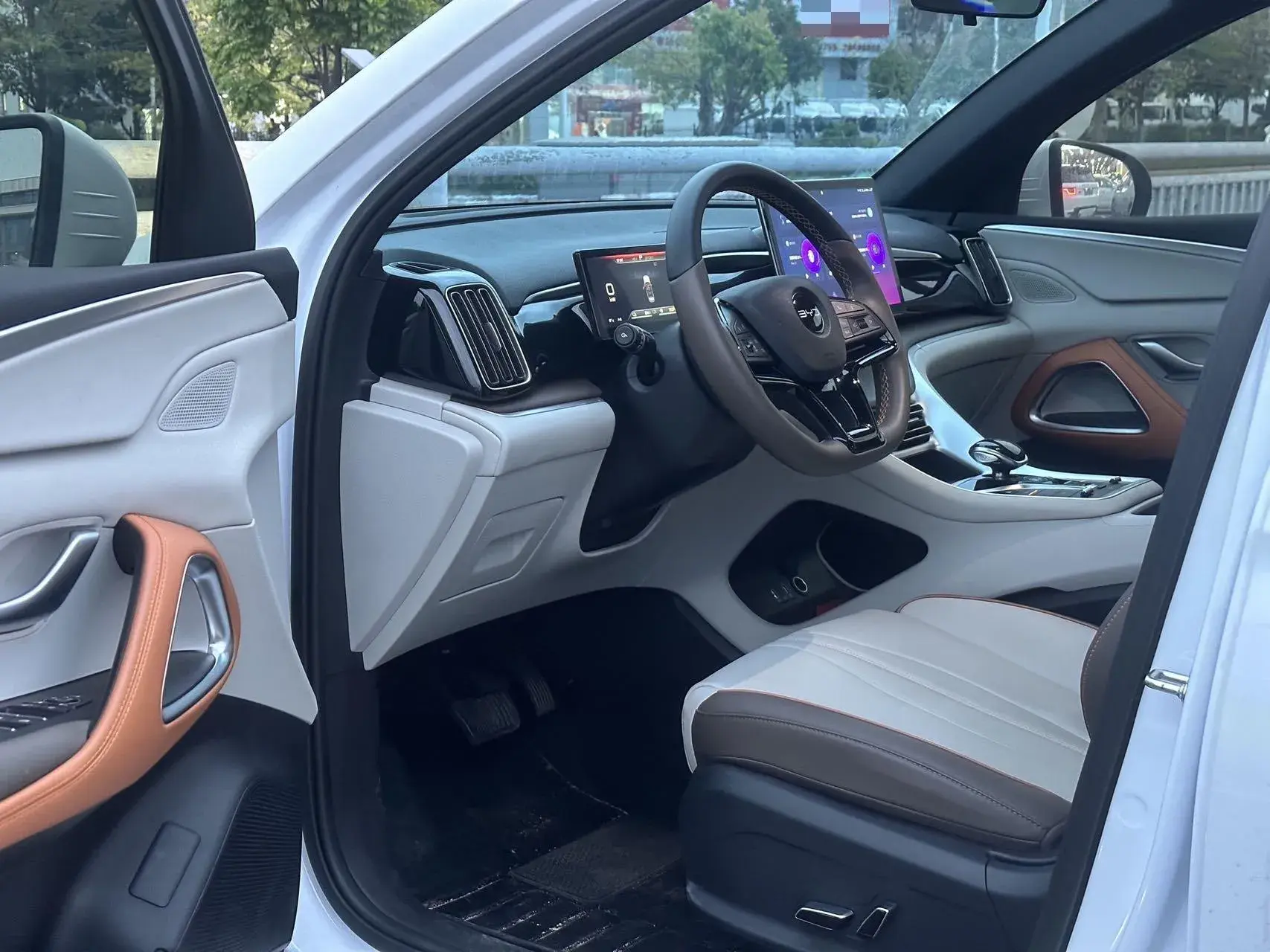 2023 BYD SONG thumbnail 4