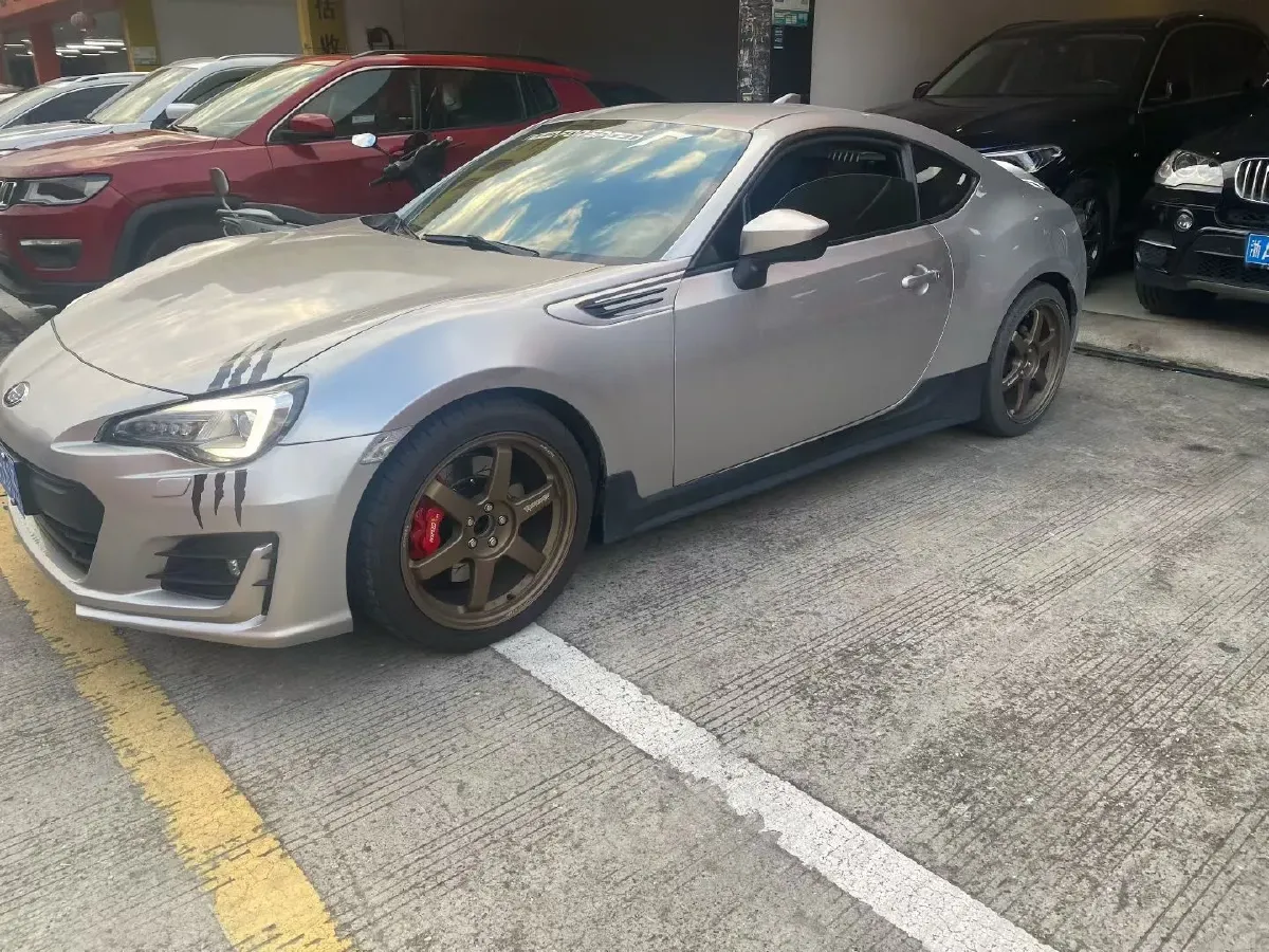 2019 Ford Focus 2.3T 280HP L4 6MT,autocango,china used car exporter,china ev exporter,chinese used car exporter,chinese used ev exporter