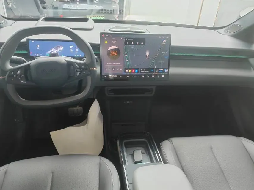 2025 LYNK&CO Z20 BEV 61.47KWH,autocango,china used car exporter,china ev exporter,chinese used car exporter,chinese used ev exporter