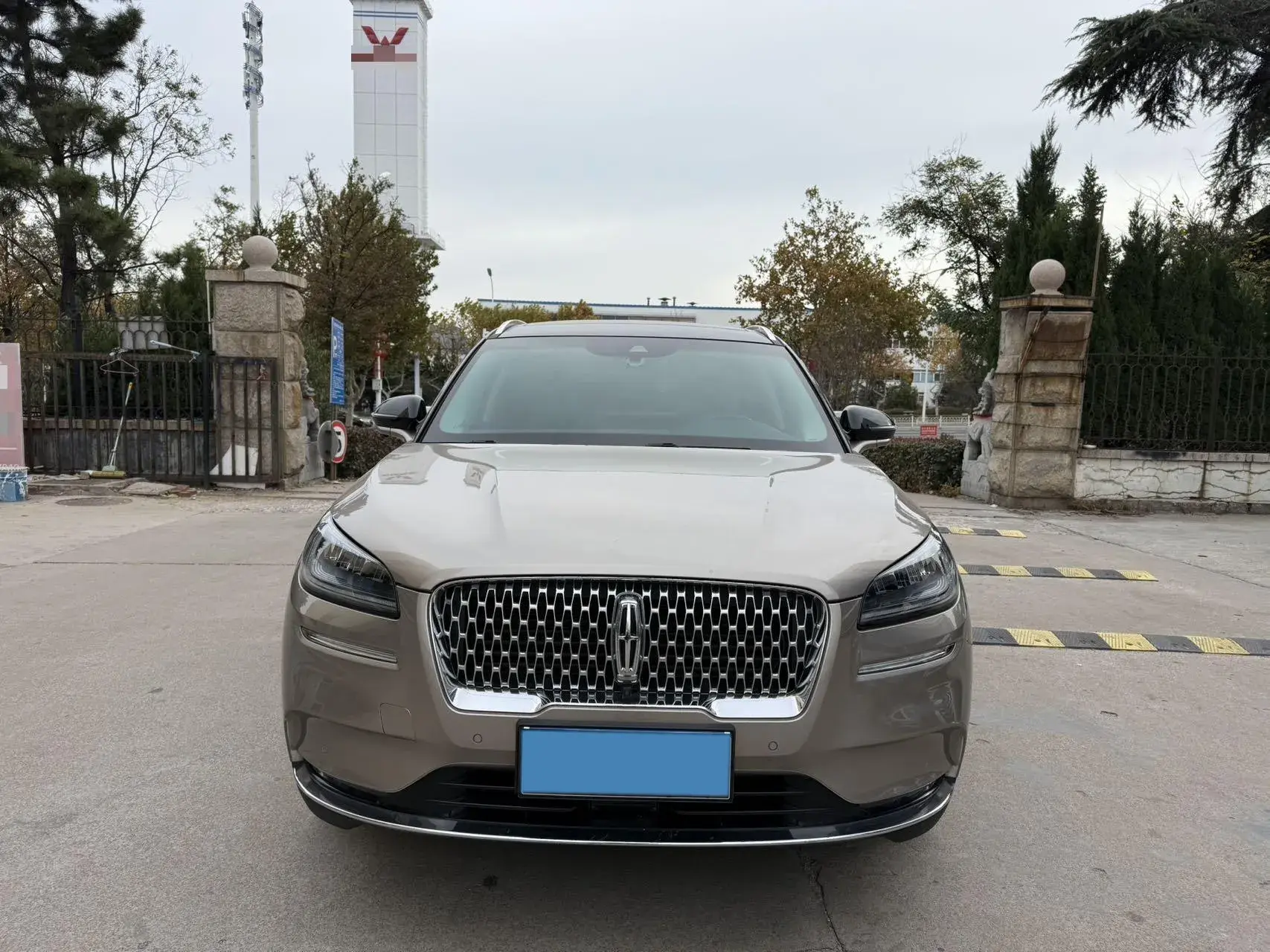 2020 LINCOLN CORSAIR thumbnail 2