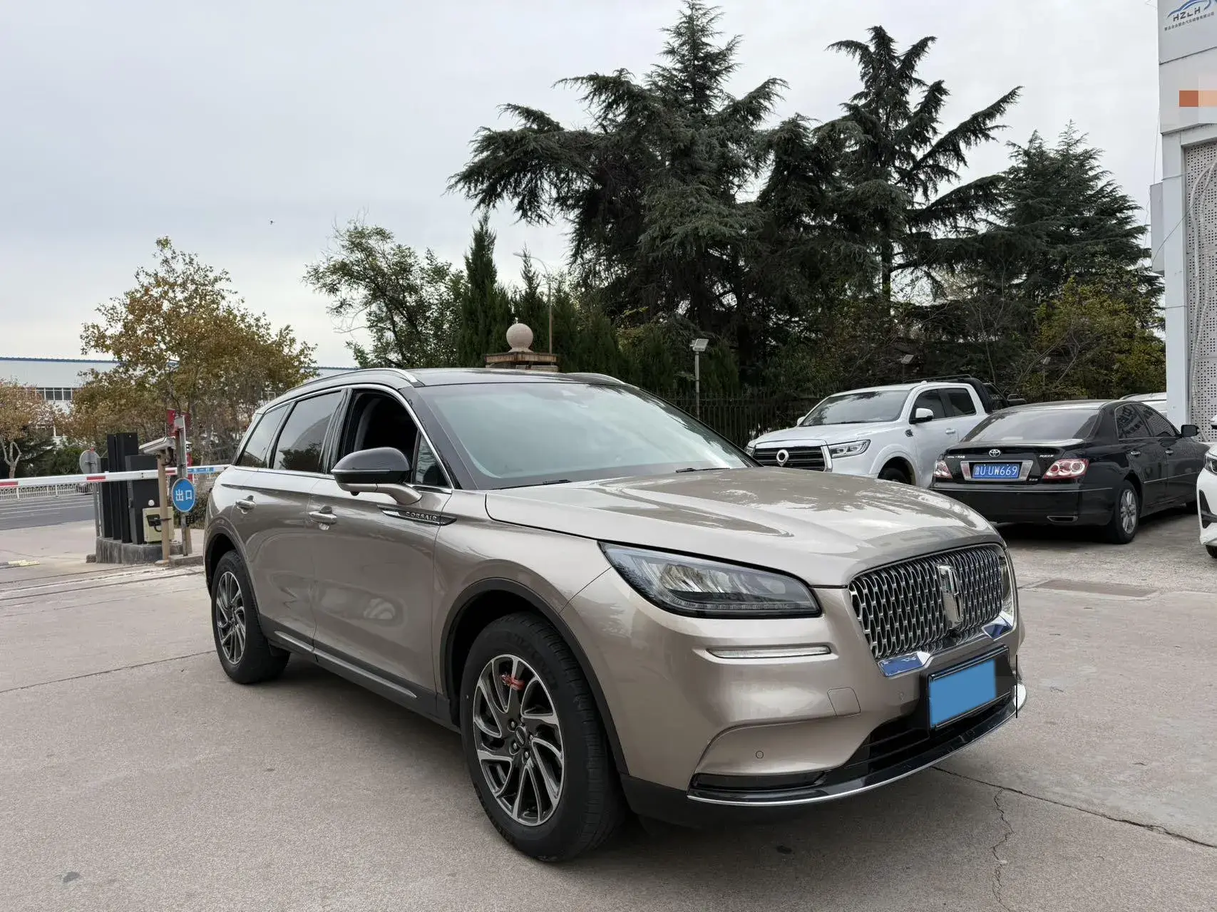 2020 LINCOLN CORSAIR thumbnail 3