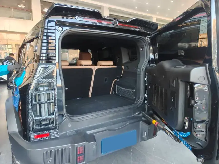 2023 JETOUR TRAVELLER thumbnail 4