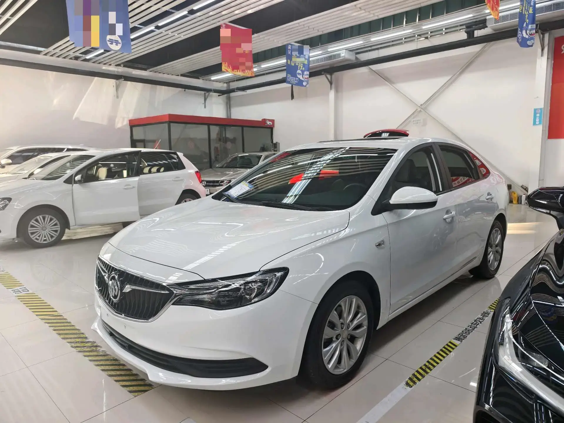 2021 BUICK EXCELLE view 1