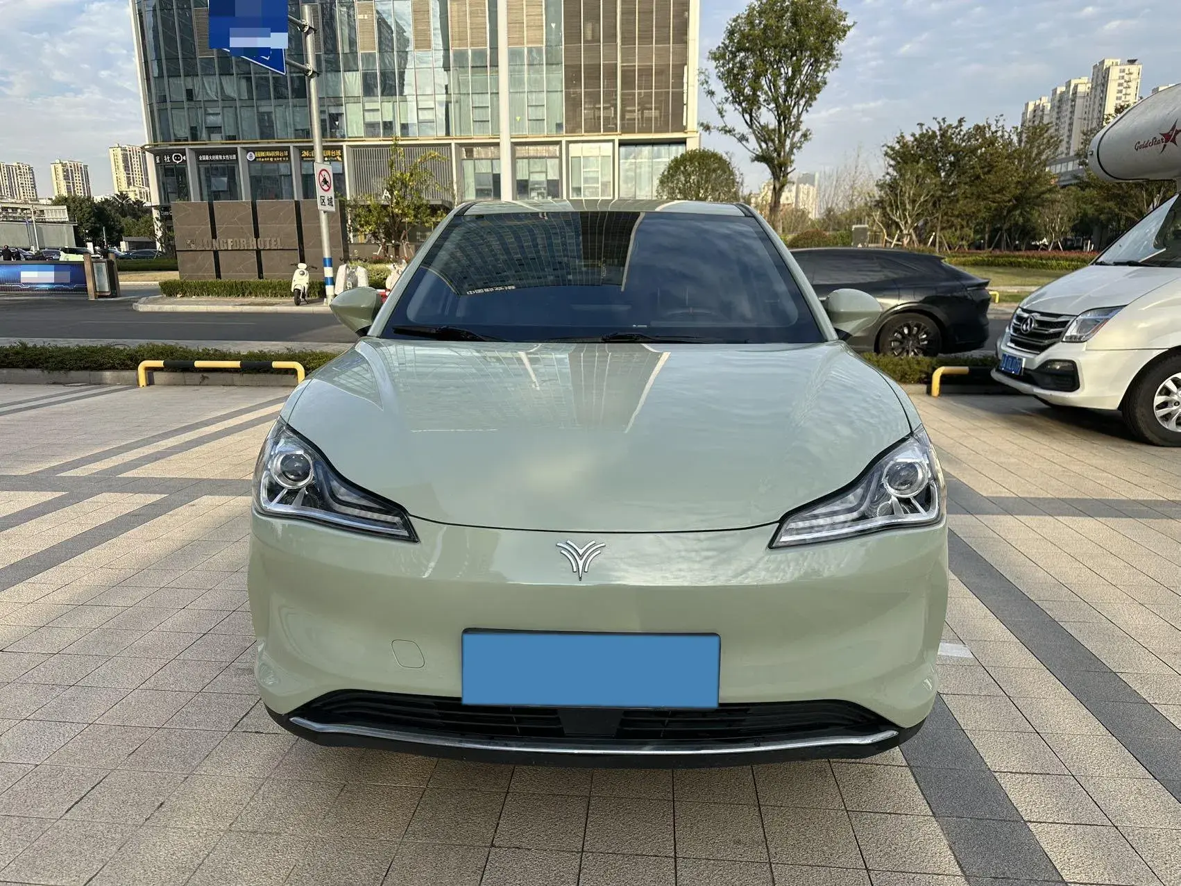 2022 NETA V thumbnail 2