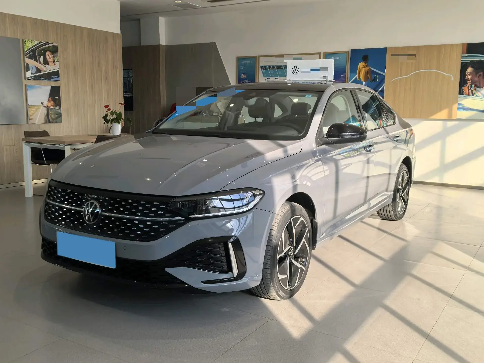 2023 VOLKSWAGEN LAVIDA view 1