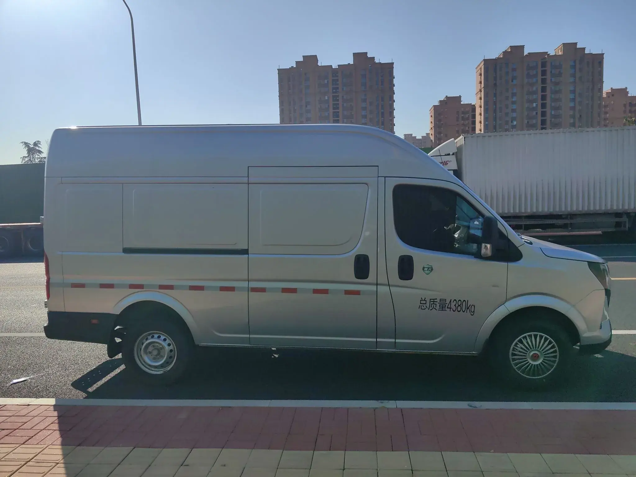 2023 DONGFENG DFAC thumbnail 3