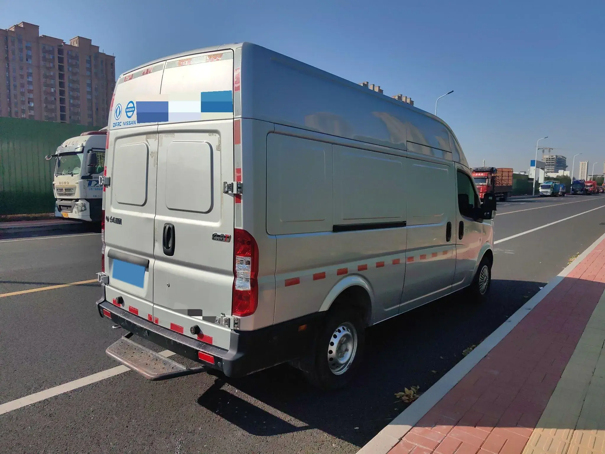 2023 DONGFENG DFAC thumbnail 4