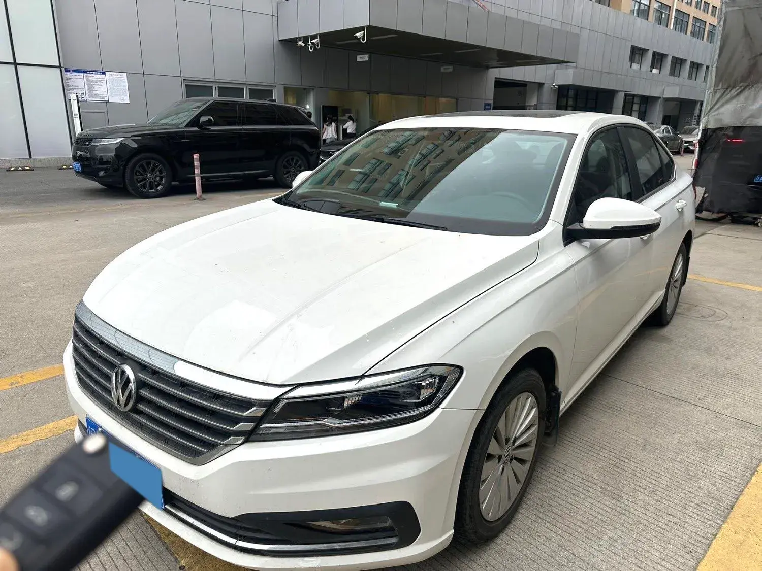 2019 VOLKSWAGEN LAVIDA view 1