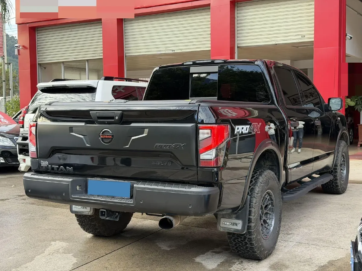 2019 Volvo XC40 2.0T 252HP L4 8AT,autocango,china used car exporter,china ev exporter,chinese used car exporter,chinese used ev exporter