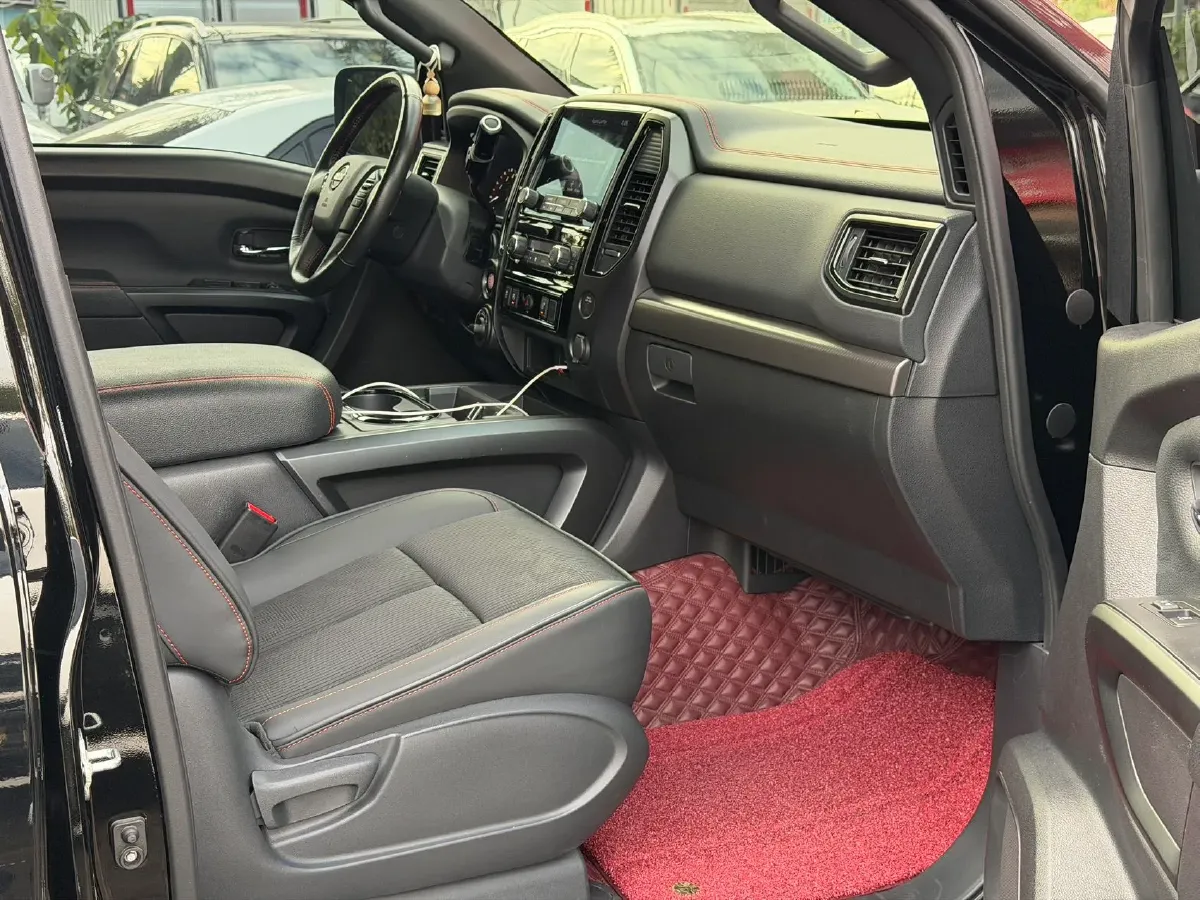 2019 Volvo XC40 2.0T 252HP L4 8AT,autocango,china used car exporter,china ev exporter,chinese used car exporter,chinese used ev exporter