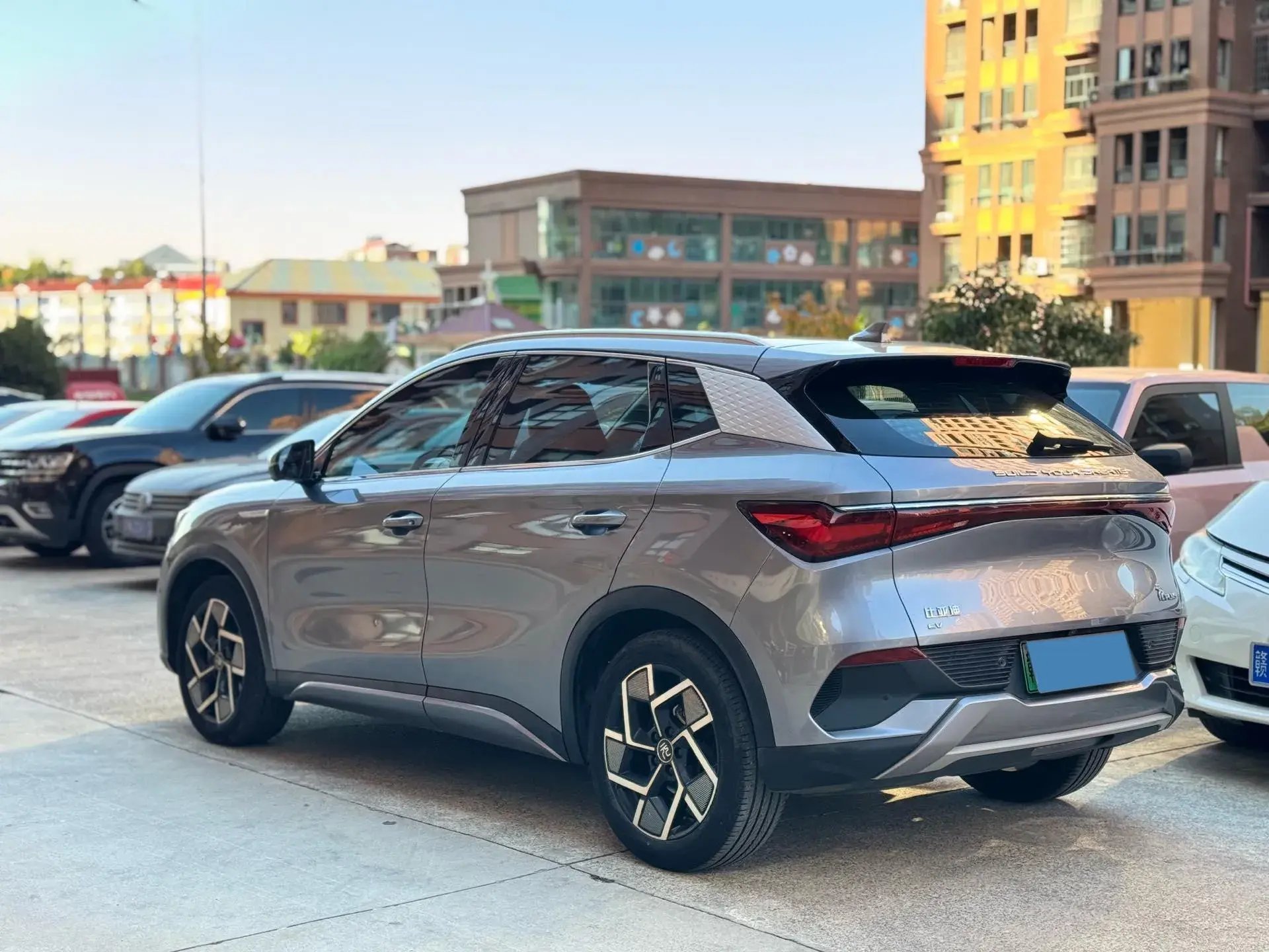 2022 BYD YUAN thumbnail 4