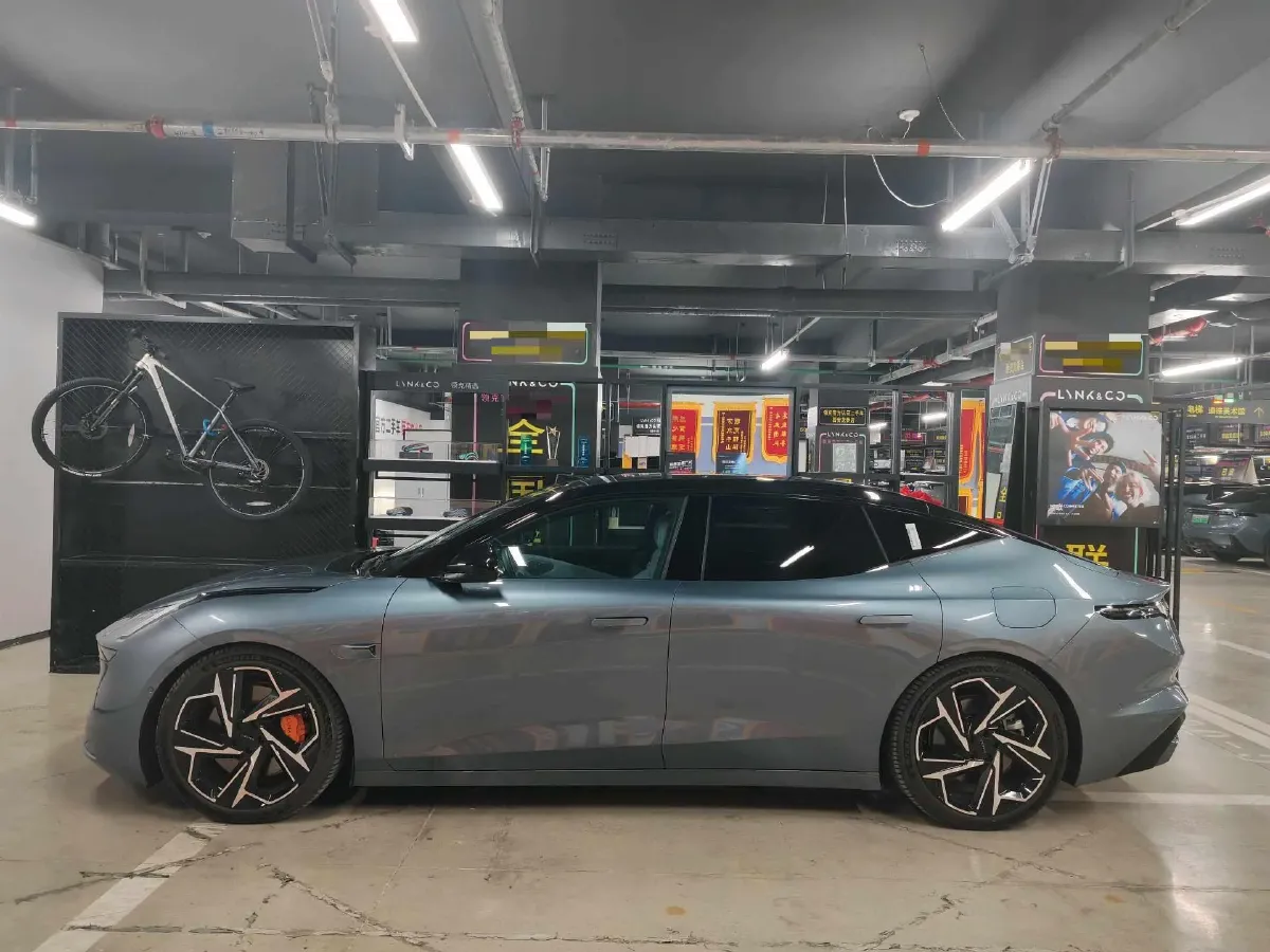 2024 LYNK&CO Z10 BEV 95KWH,autocango,china used car exporter,china ev exporter,chinese used car exporter,chinese used ev exporter