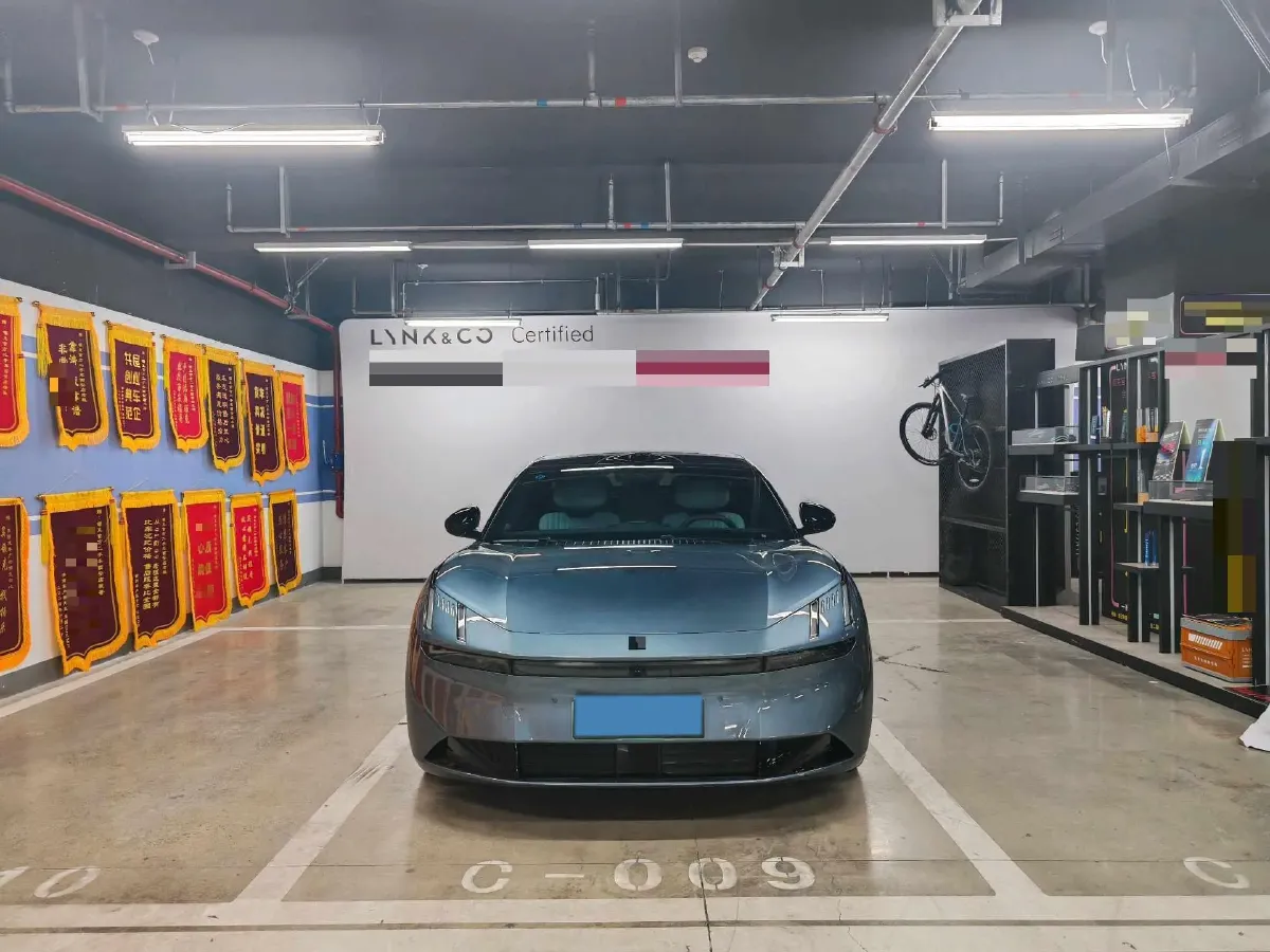 2024 LYNK&CO Z10 BEV 95KWH,autocango,china used car exporter,china ev exporter,chinese used car exporter,chinese used ev exporter