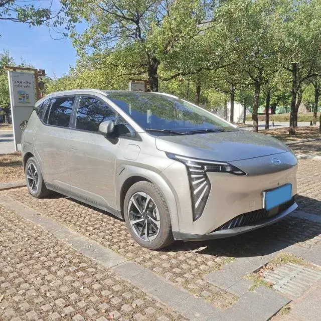 2022 AION Y thumbnail 3