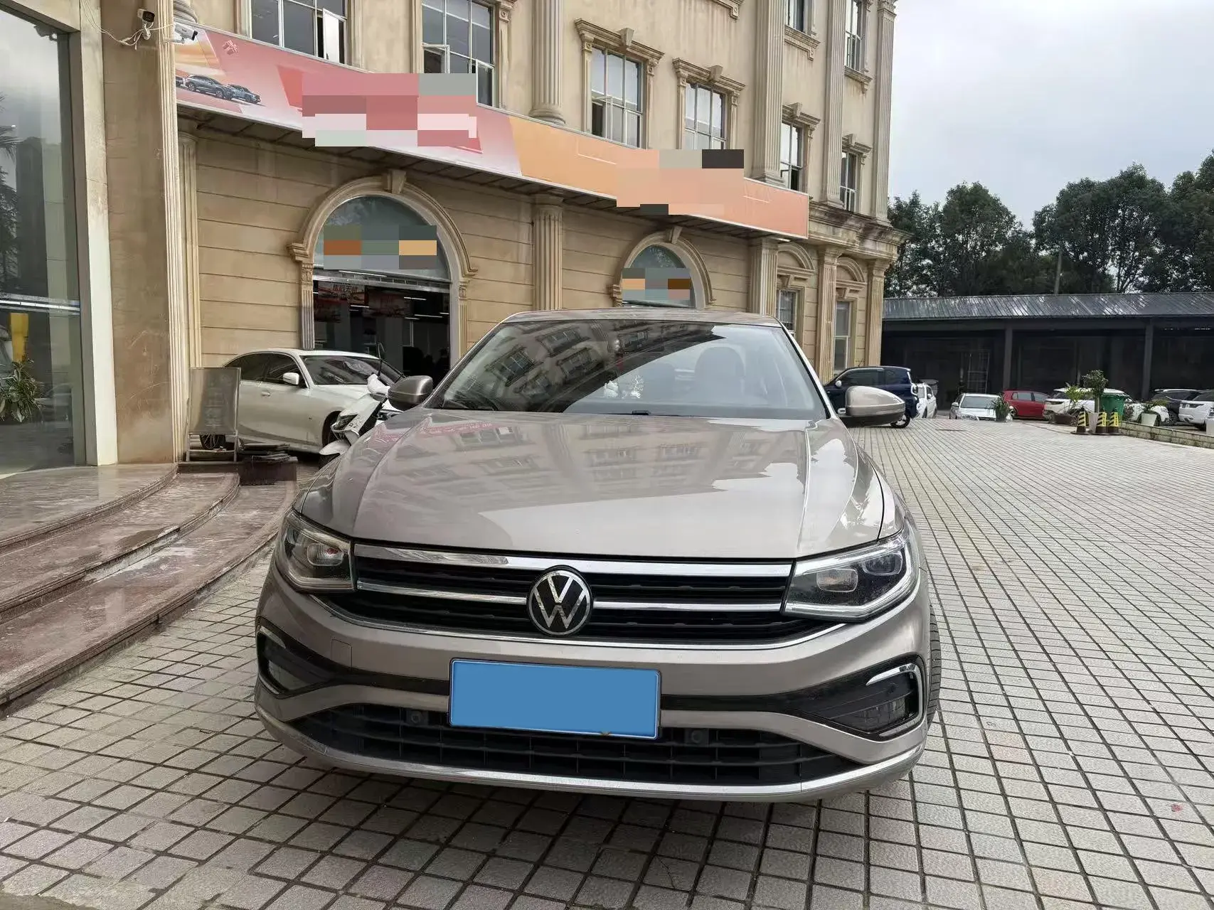 2023 VOLKSWAGEN BORA thumbnail 2