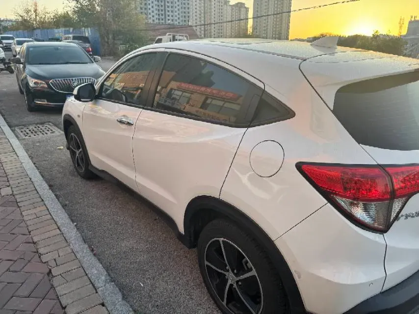 2020 Honda Vezel 1.5L 131HP L4 CVT,autocango,china used car exporter,china ev exporter,chinese used car exporter,chinese used ev exporter