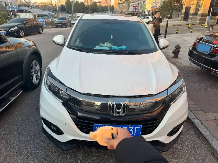 2020 Honda Vezel 1.5L 131HP L4 CVT,autocango,china used car exporter,china ev exporter,chinese used car exporter,chinese used ev exporter