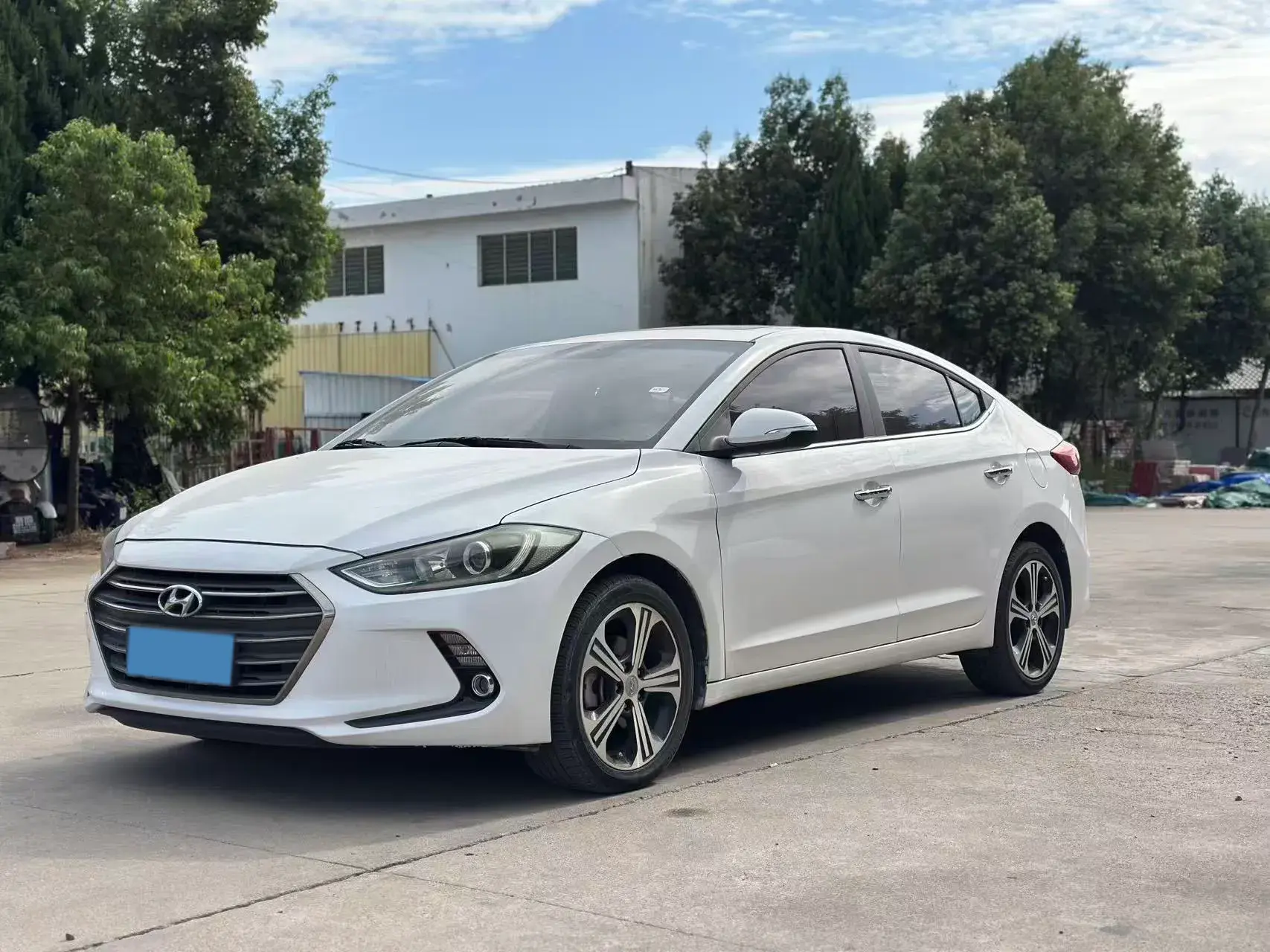 2018 HYUNDAI ELANTRA view 1