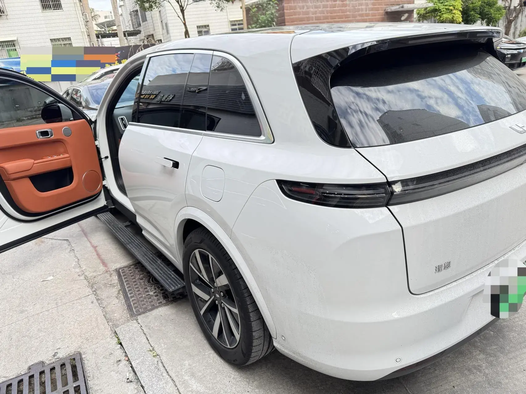 2023 LI L7 thumbnail 2