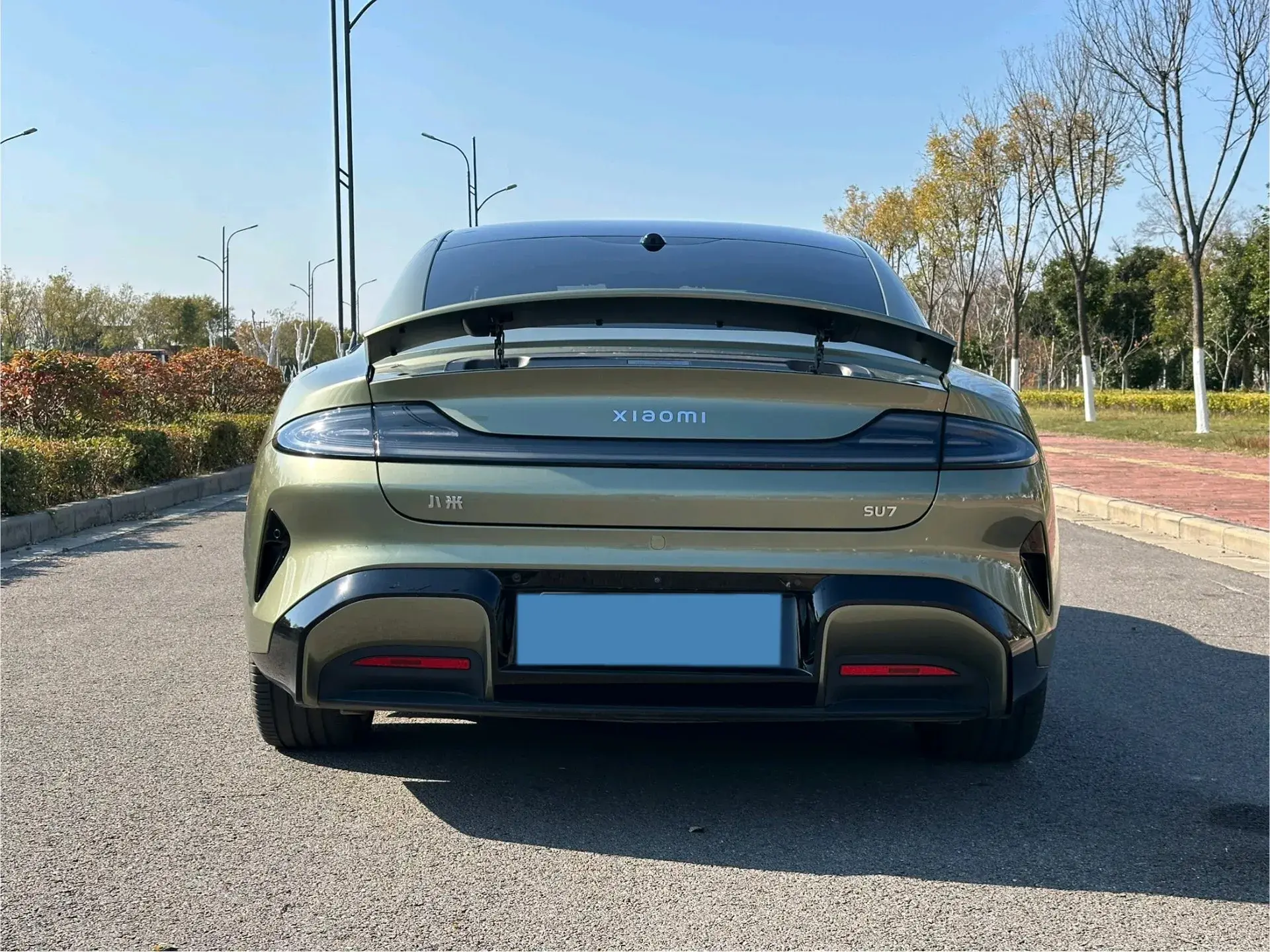 2024 MI SU7 thumbnail 3