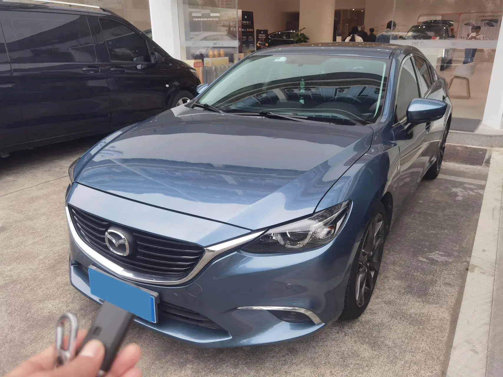 2017 MAZDA ATENZA view 1