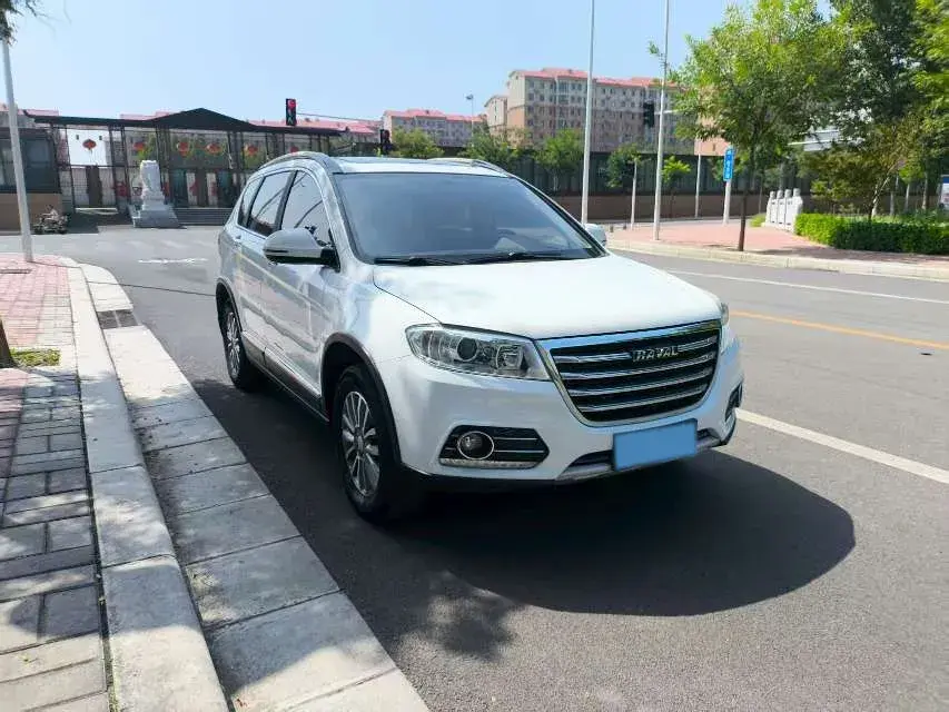 2021 HAVAL H6 thumbnail 3