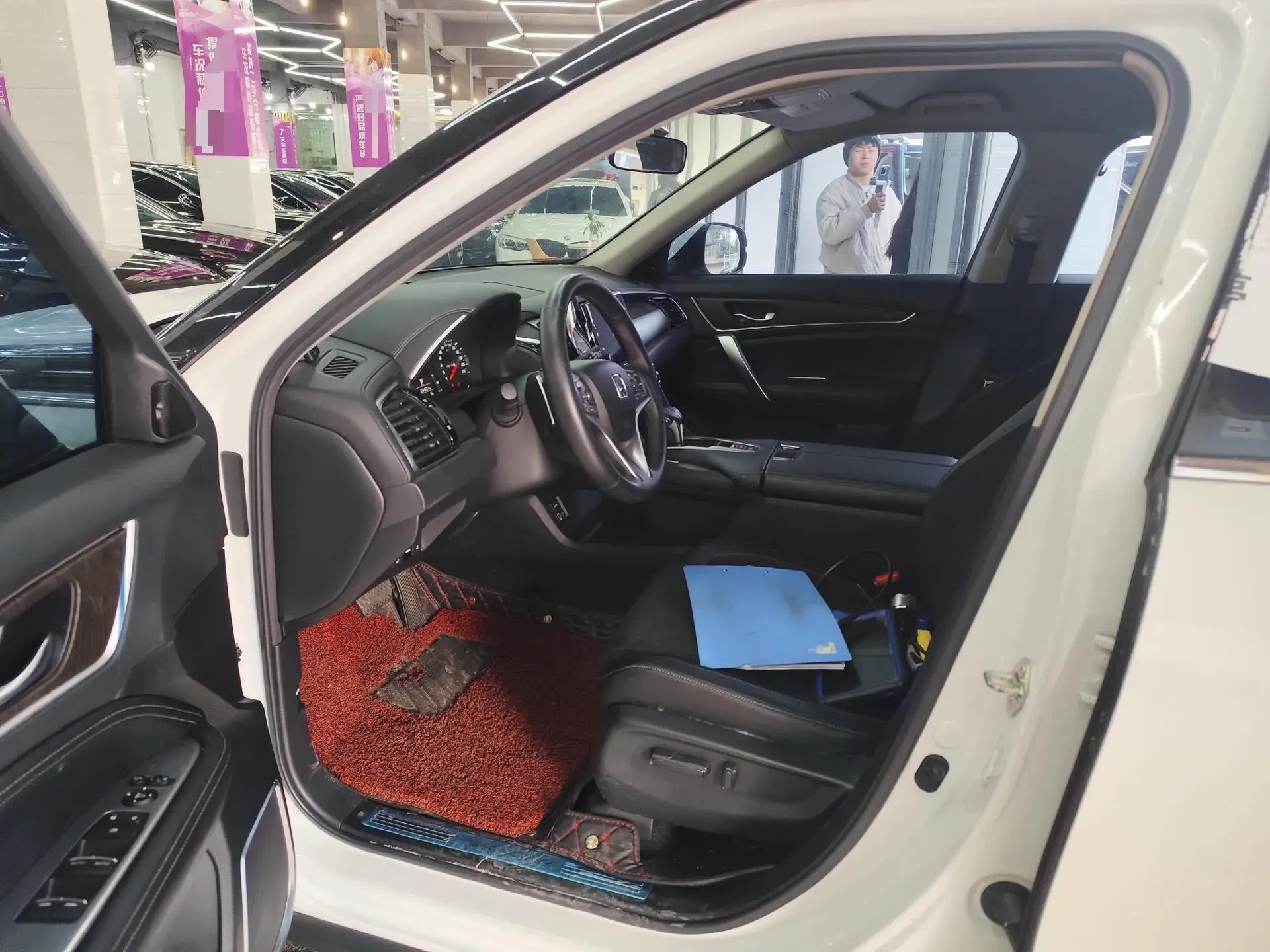 2022 HONDA AVANCIER thumbnail 3