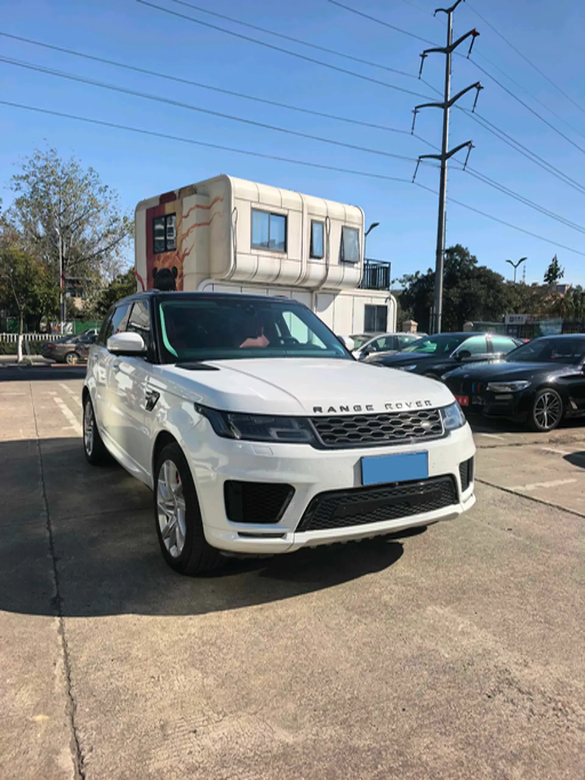 2019 LAND ROVER thumbnail 2