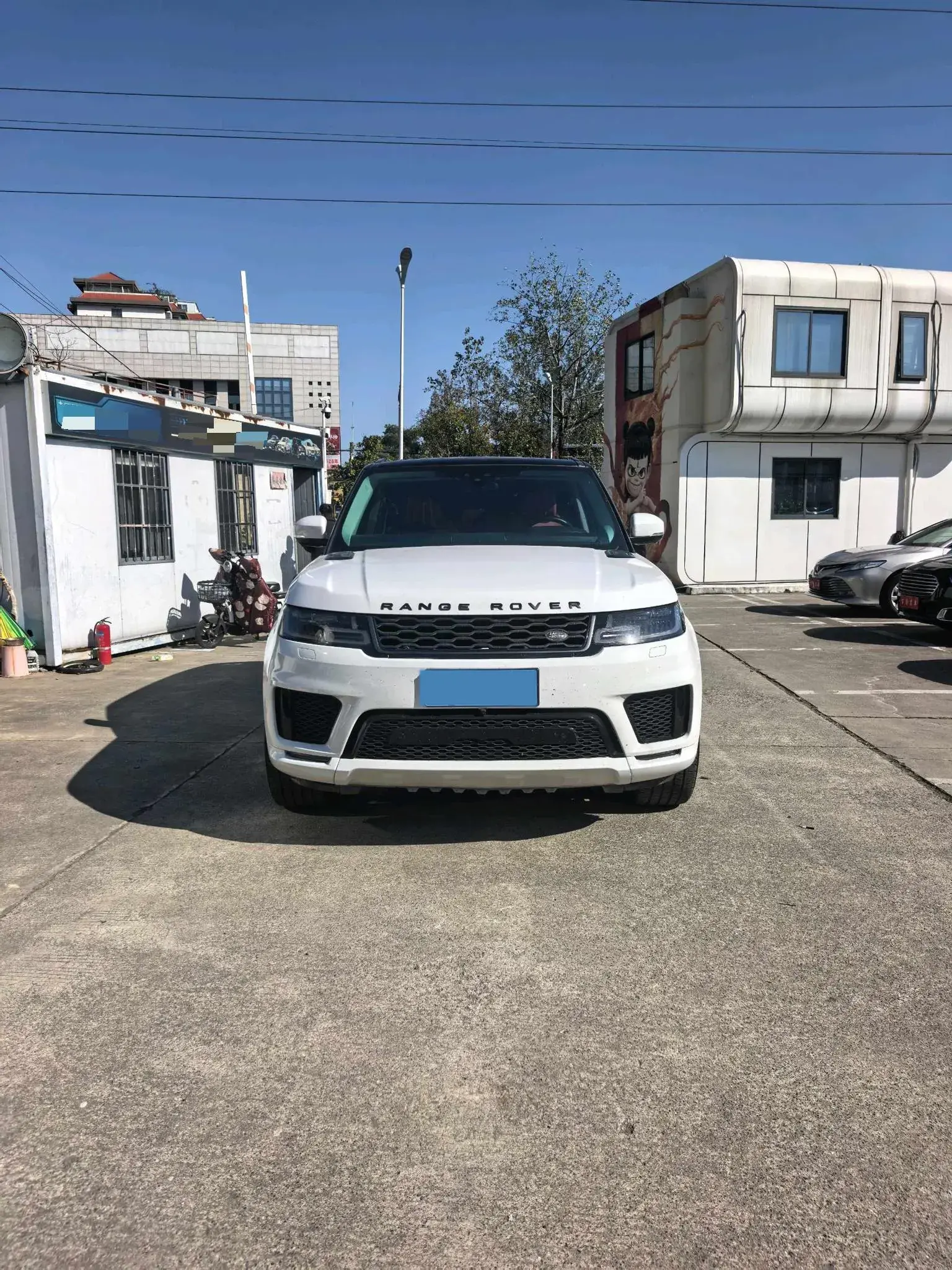 2019 LAND ROVER thumbnail 3