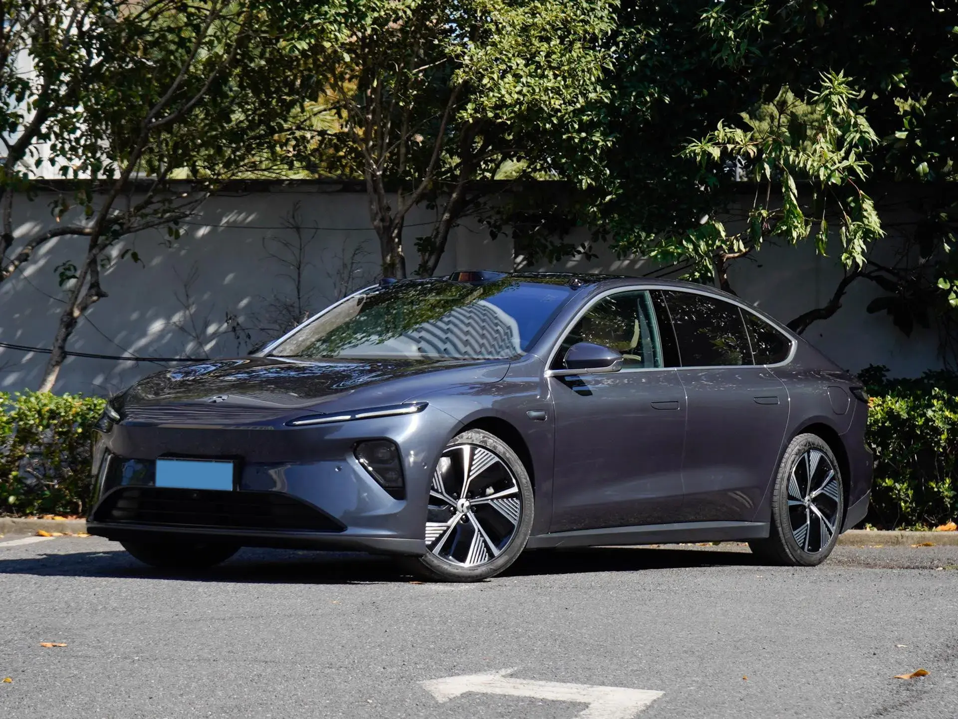 2024 NIO ET7 view 1