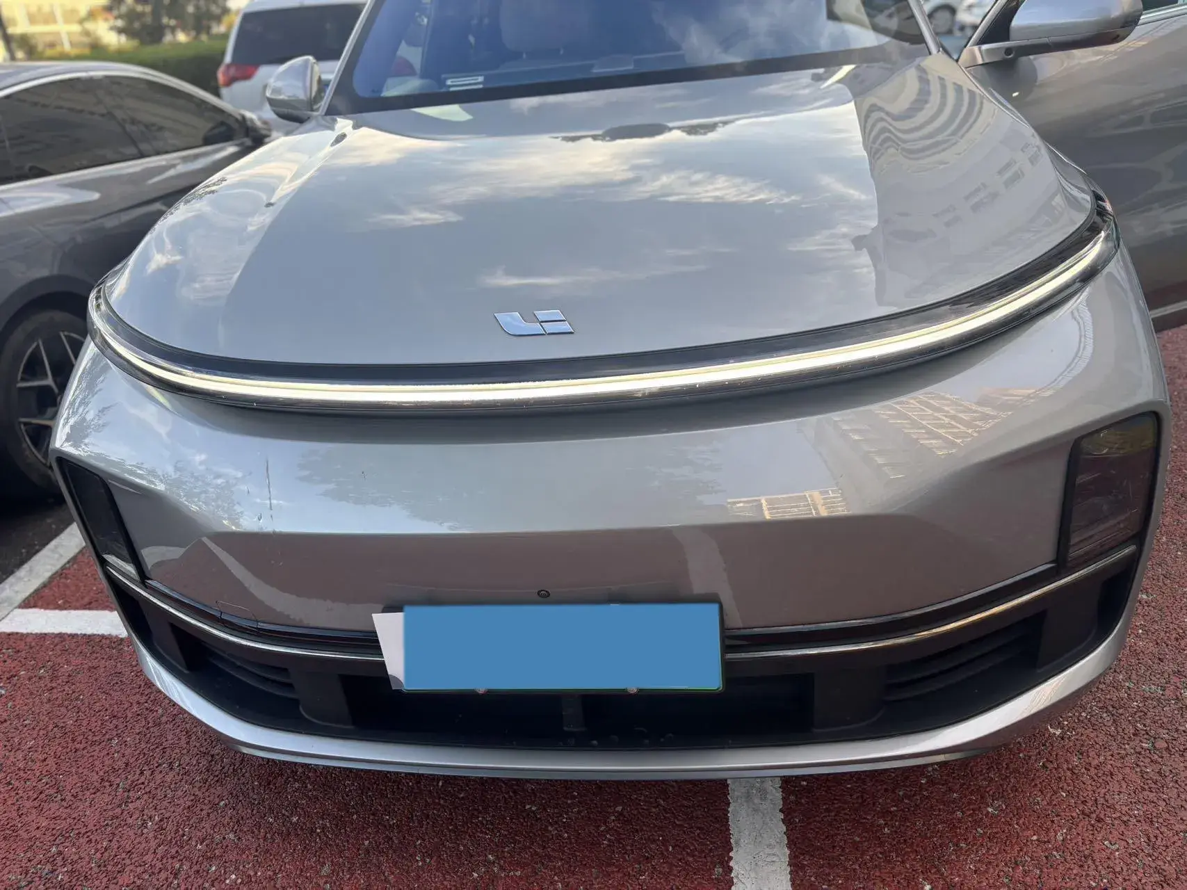 2023 LI L8 thumbnail 2