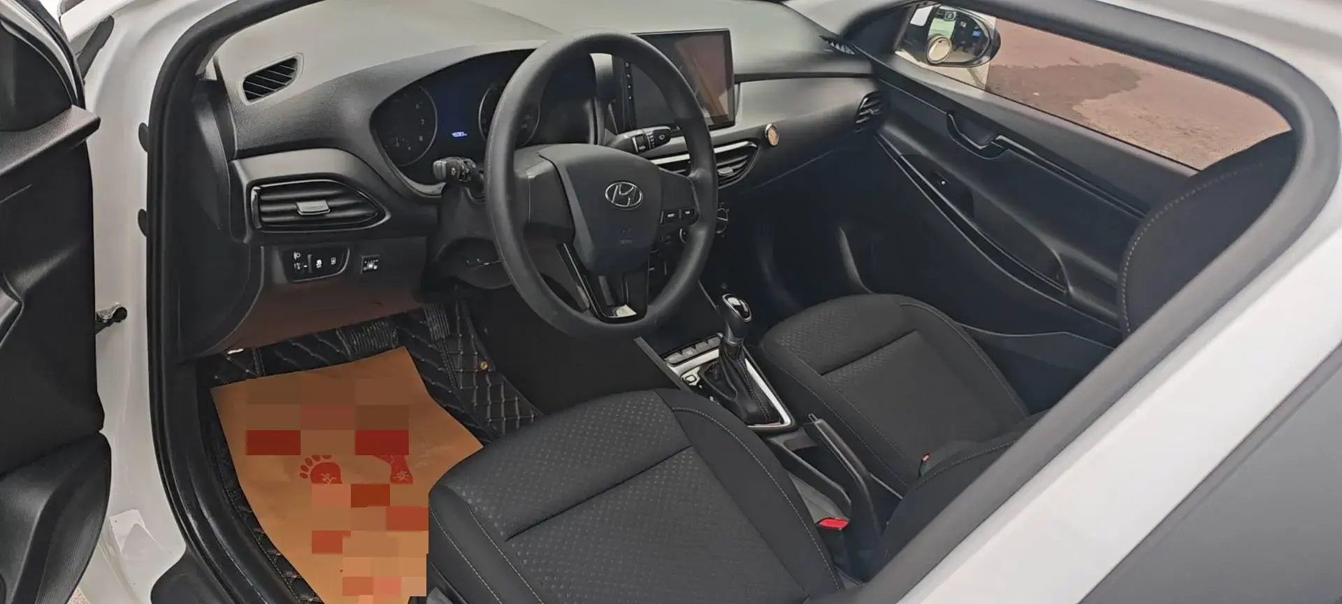 2020 HYUNDAI CELESTA thumbnail 2