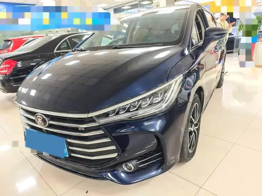 2018 BYD SONG view 1