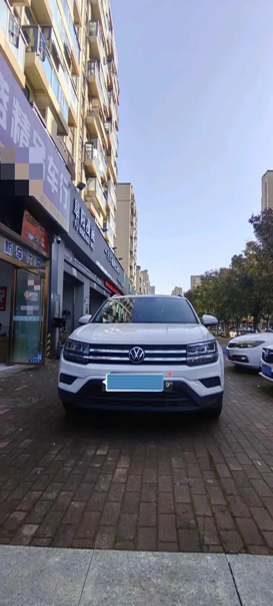 2021 VOLKSWAGEN THARU thumbnail 2