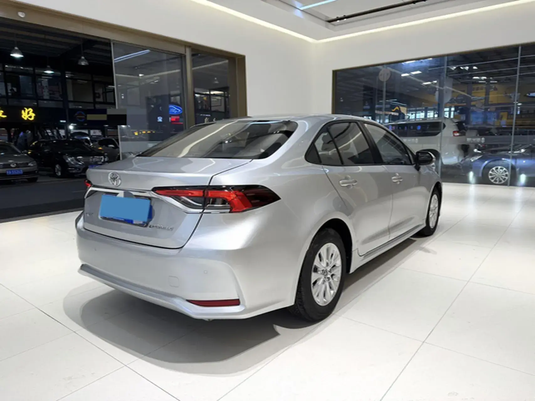 2021 TOYOTA COROLLA thumbnail 3