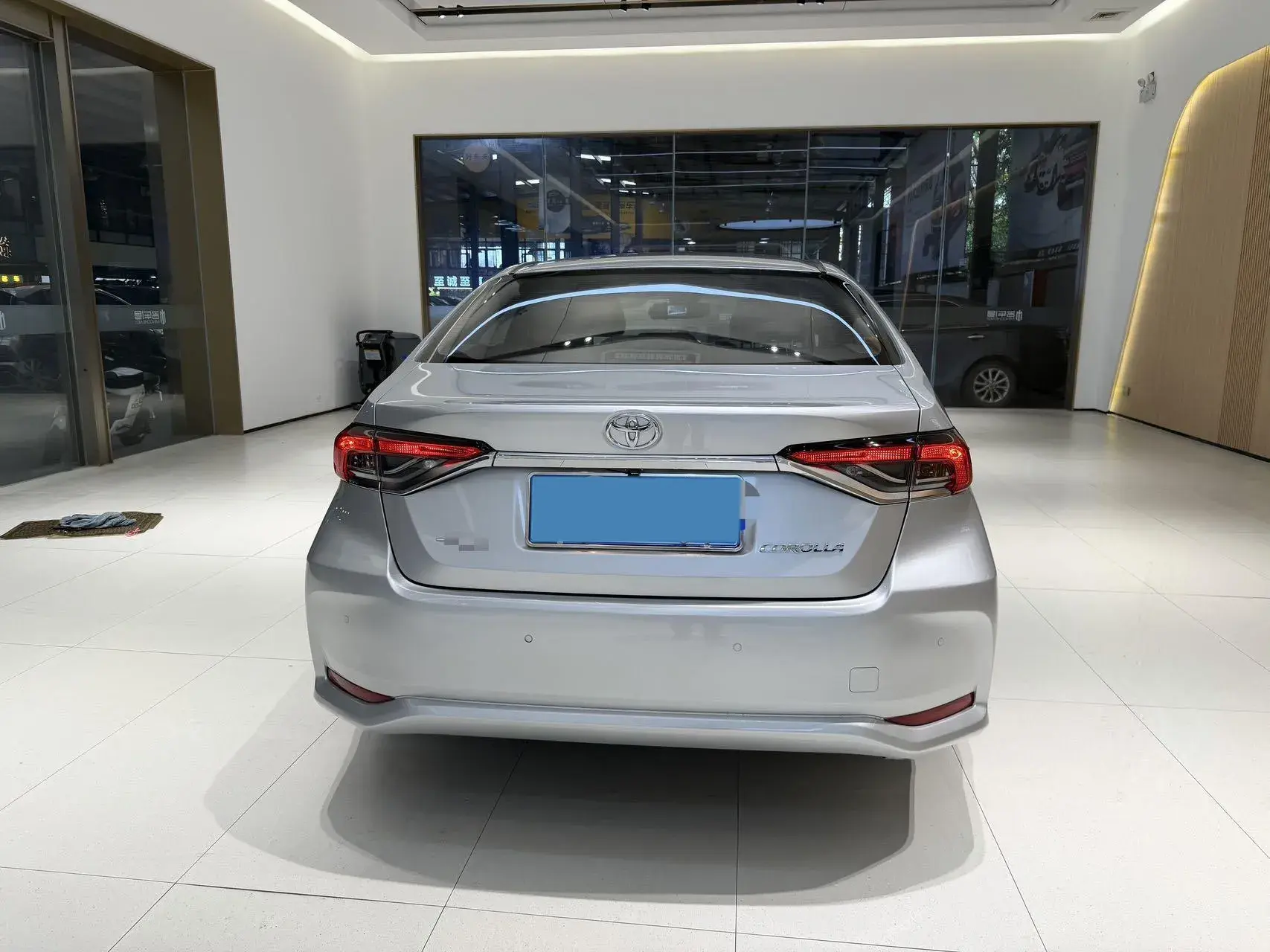 2021 TOYOTA COROLLA thumbnail 4