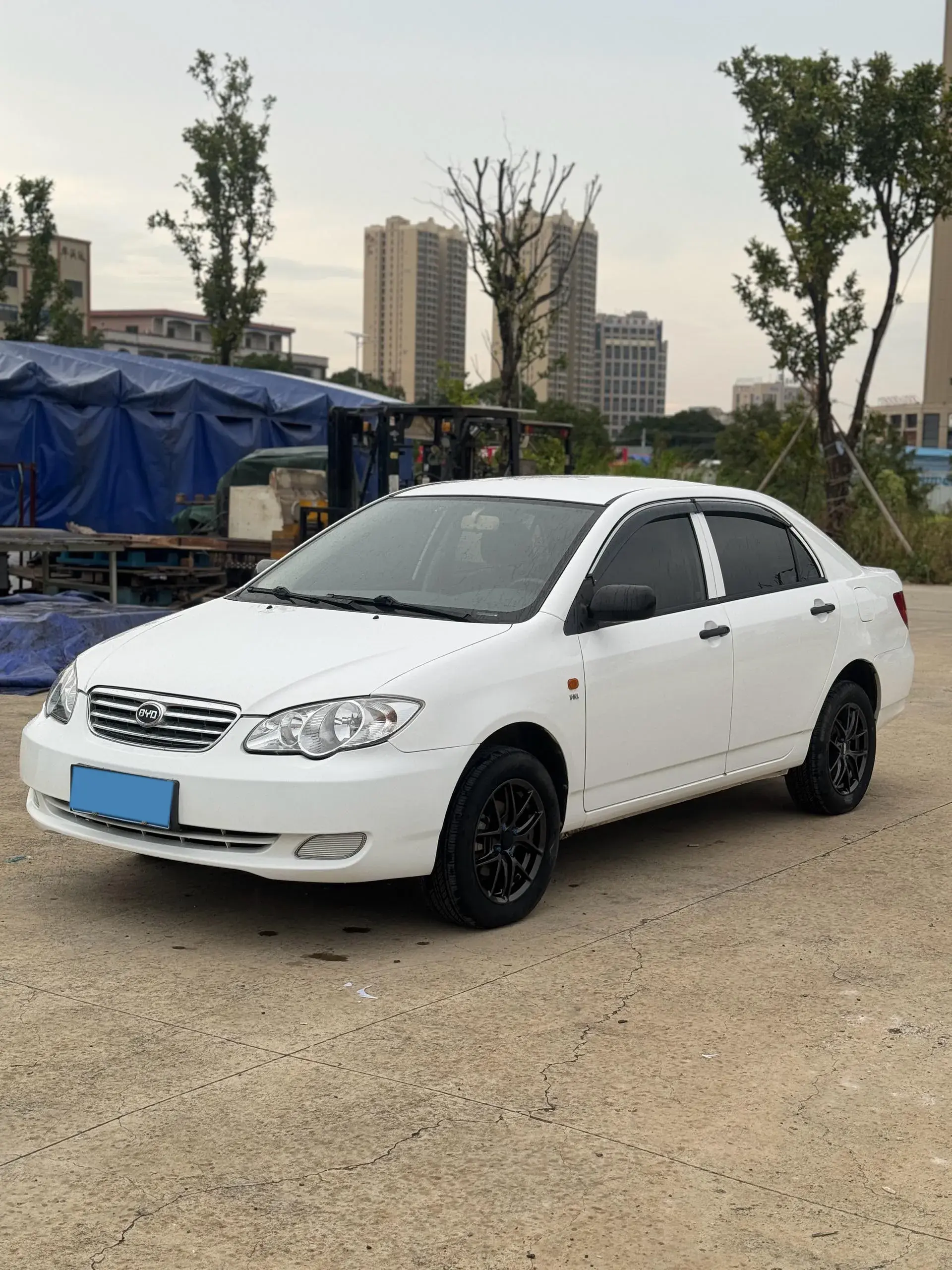 2018 BYD F3 view 1