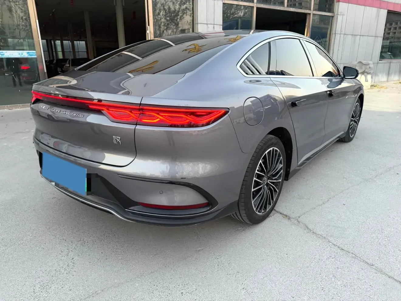 2022 BYD HAN thumbnail 4