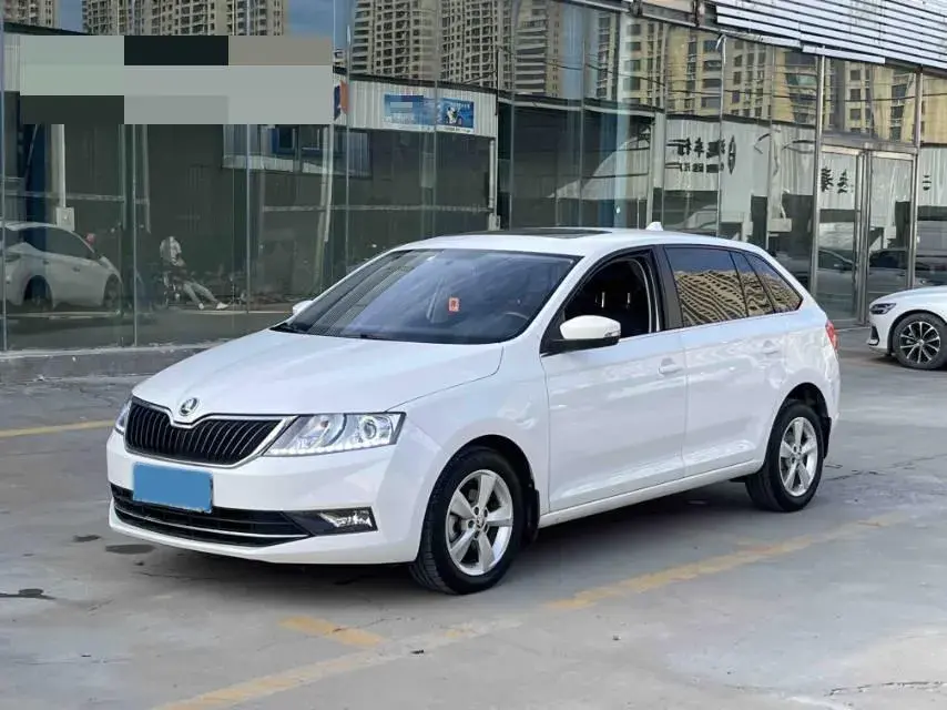 2019 Skoda Rapid Spaceback 1.5L 110HP L4 6AT