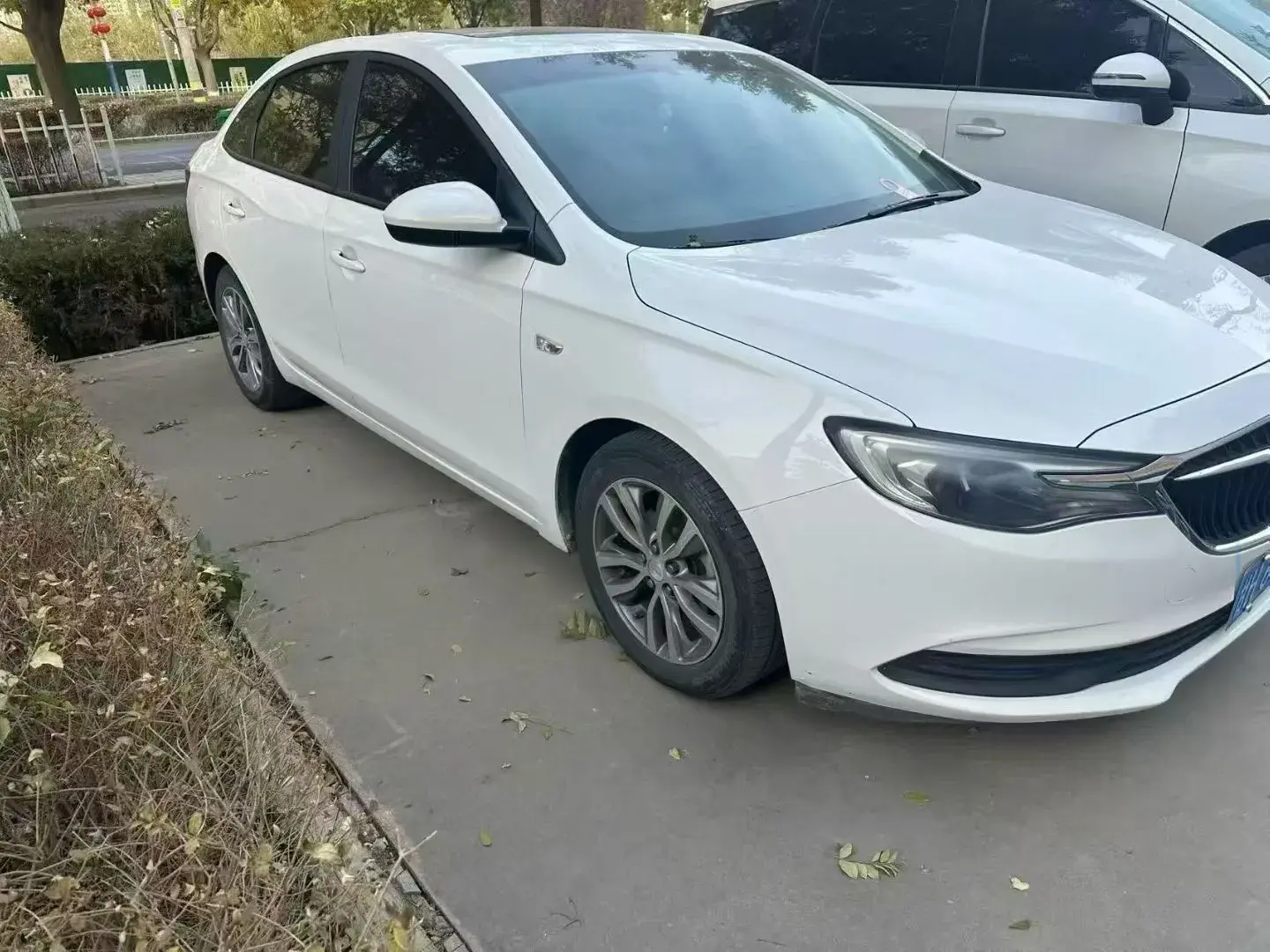 2021 BUICK EXCELLE thumbnail 2