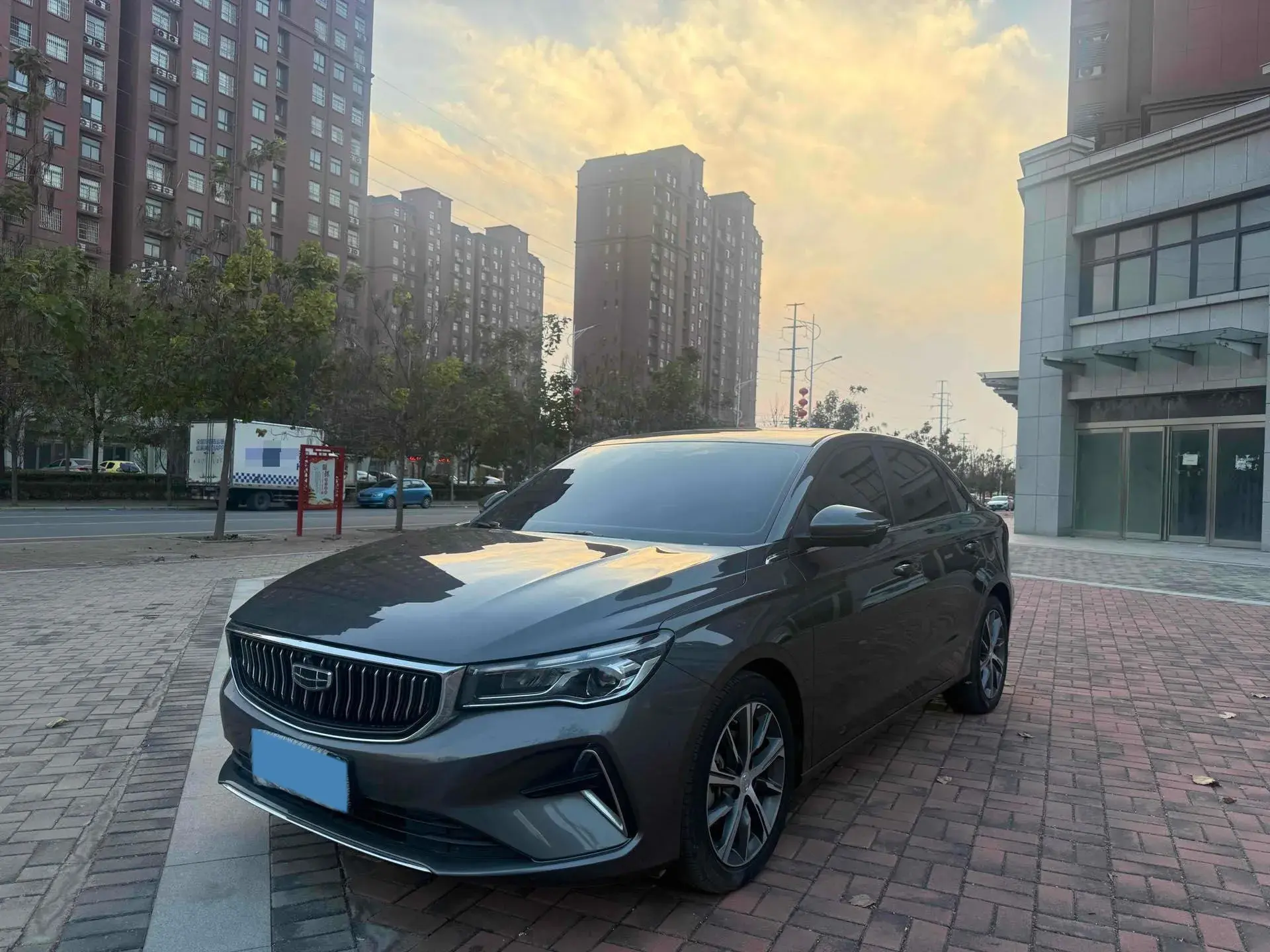 2022 GEELY EMGRAND view 1