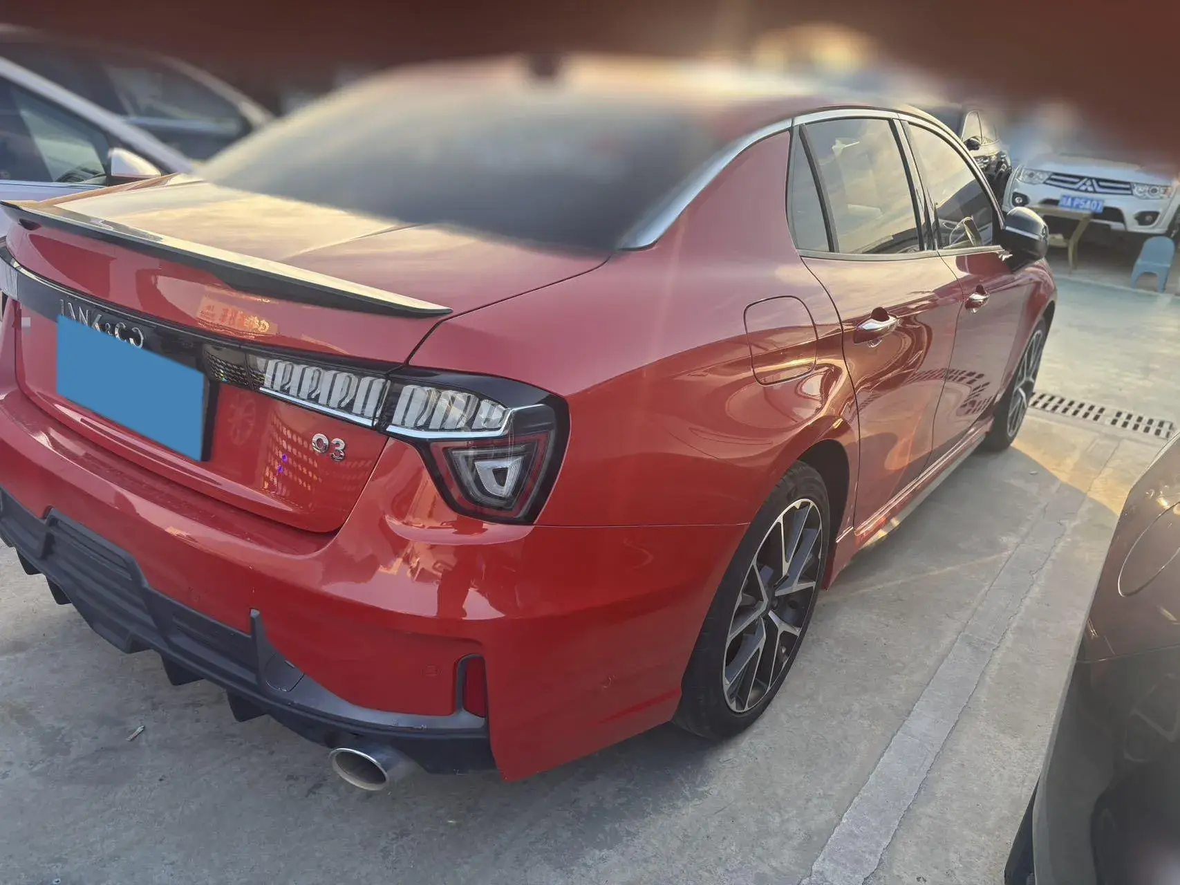 2020 LYNK&CO 03 thumbnail 4