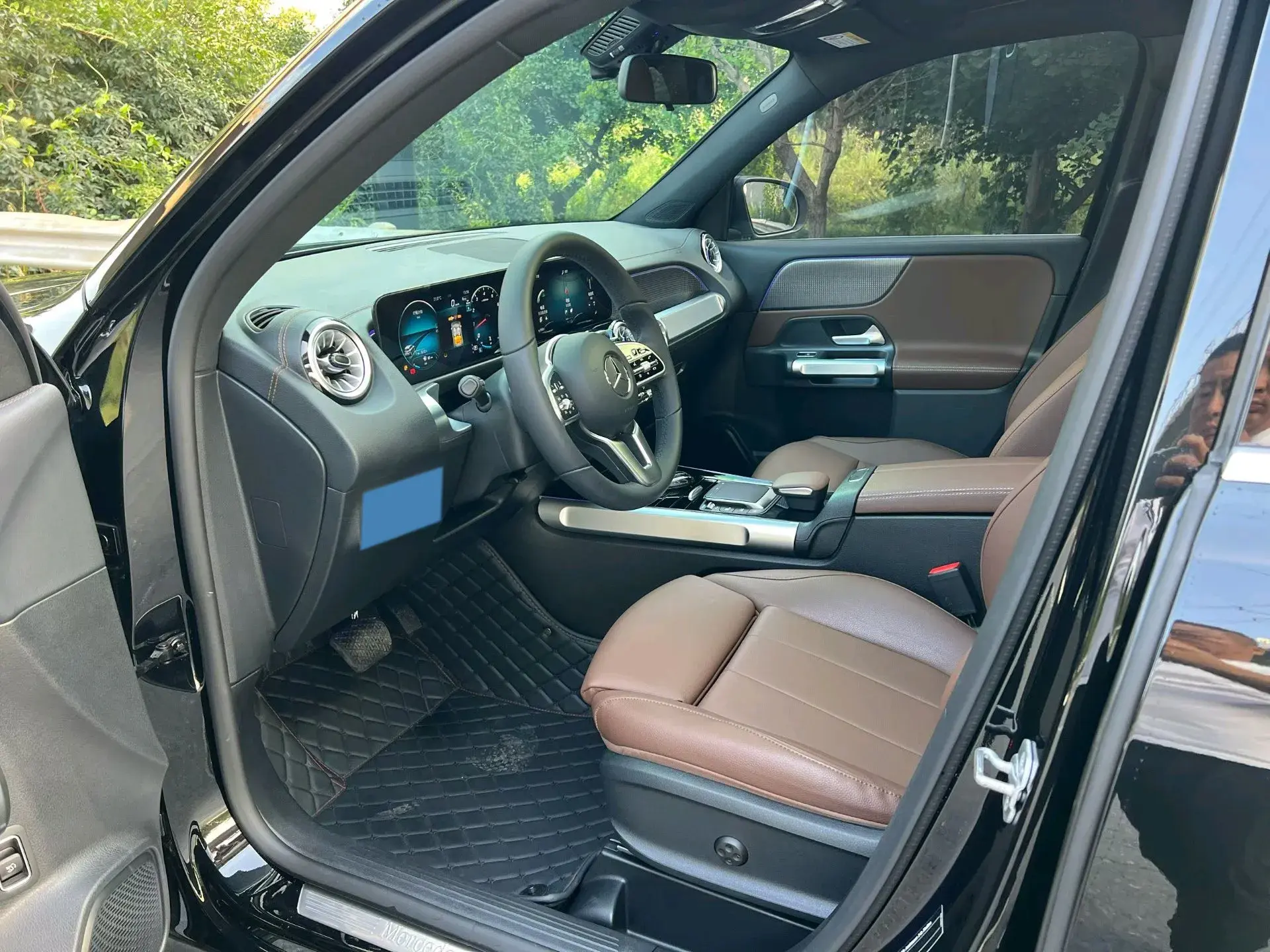 2023 MERCEDES-BENZ GLB thumbnail 4