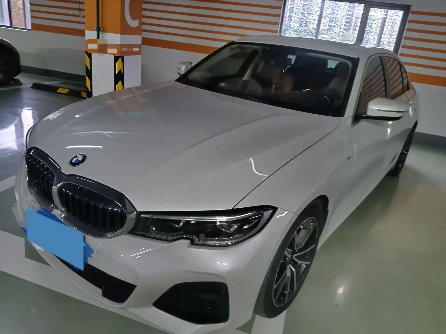 2021 BMW 3 view 1