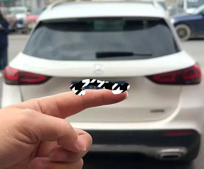 2020 MERCEDES-BENZ GLA thumbnail 2