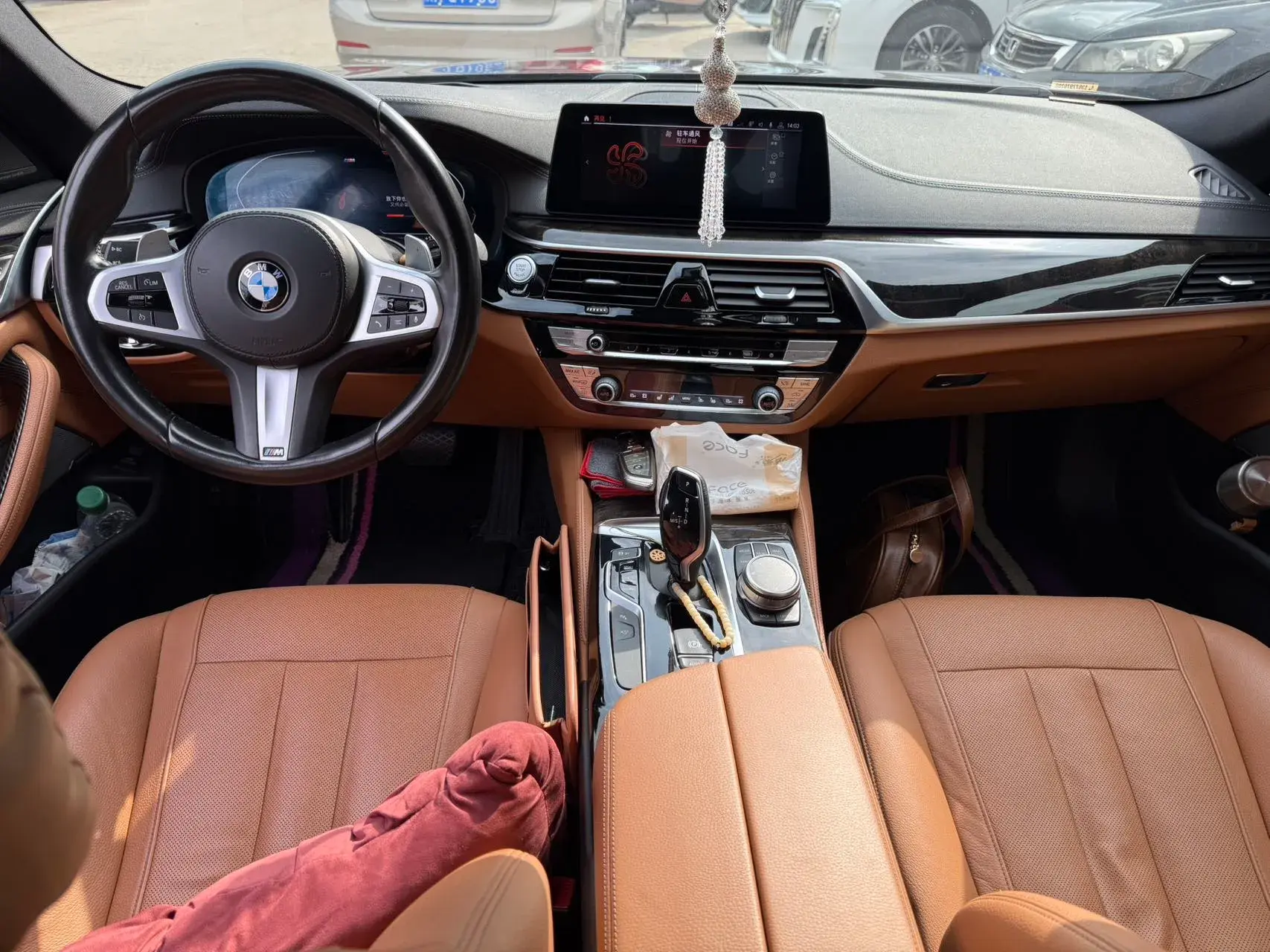 2020 BMW 5 thumbnail 4